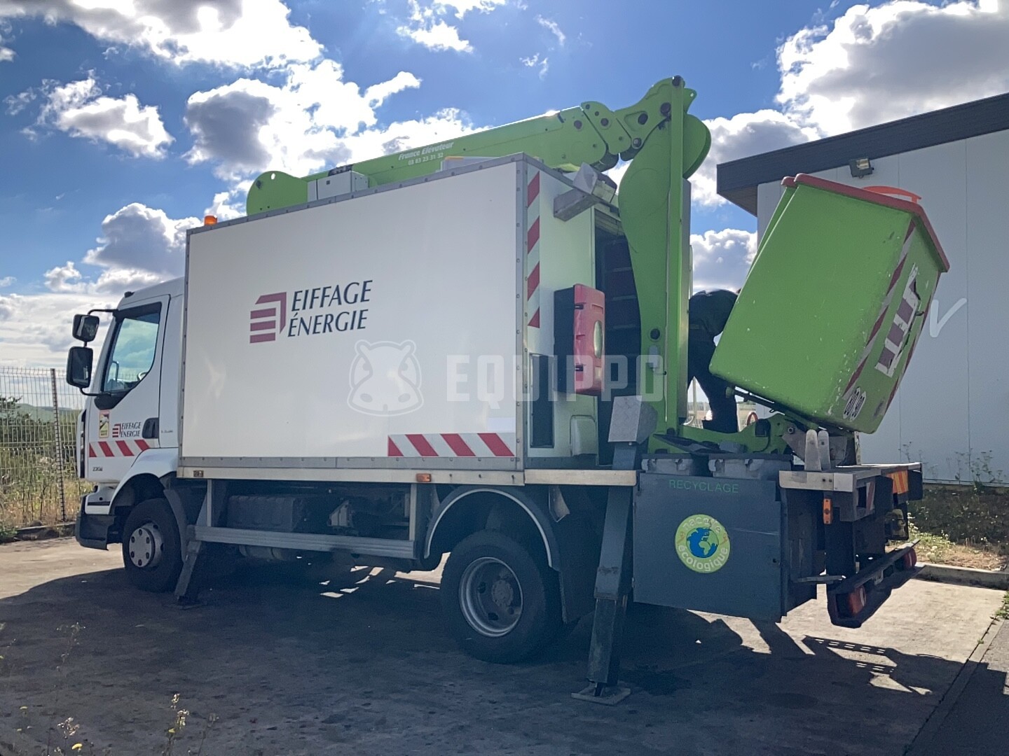 Renault 182 CPM OMP : 3693 - - Used Truck-Mounted Boom Lift