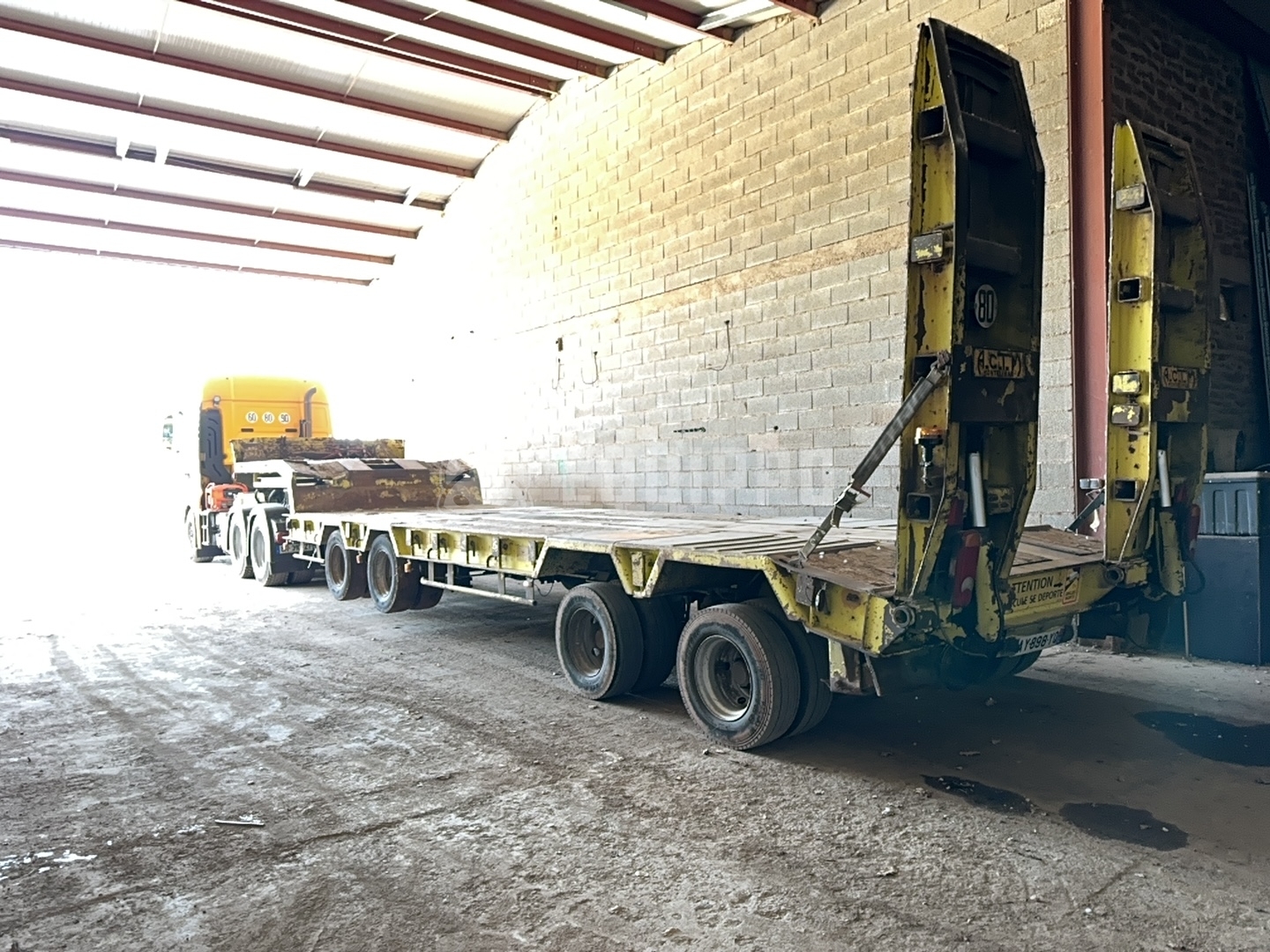 ACTM S70-15 4-axles & hydraulic ramps - - Used Low Bed Semi-trailer