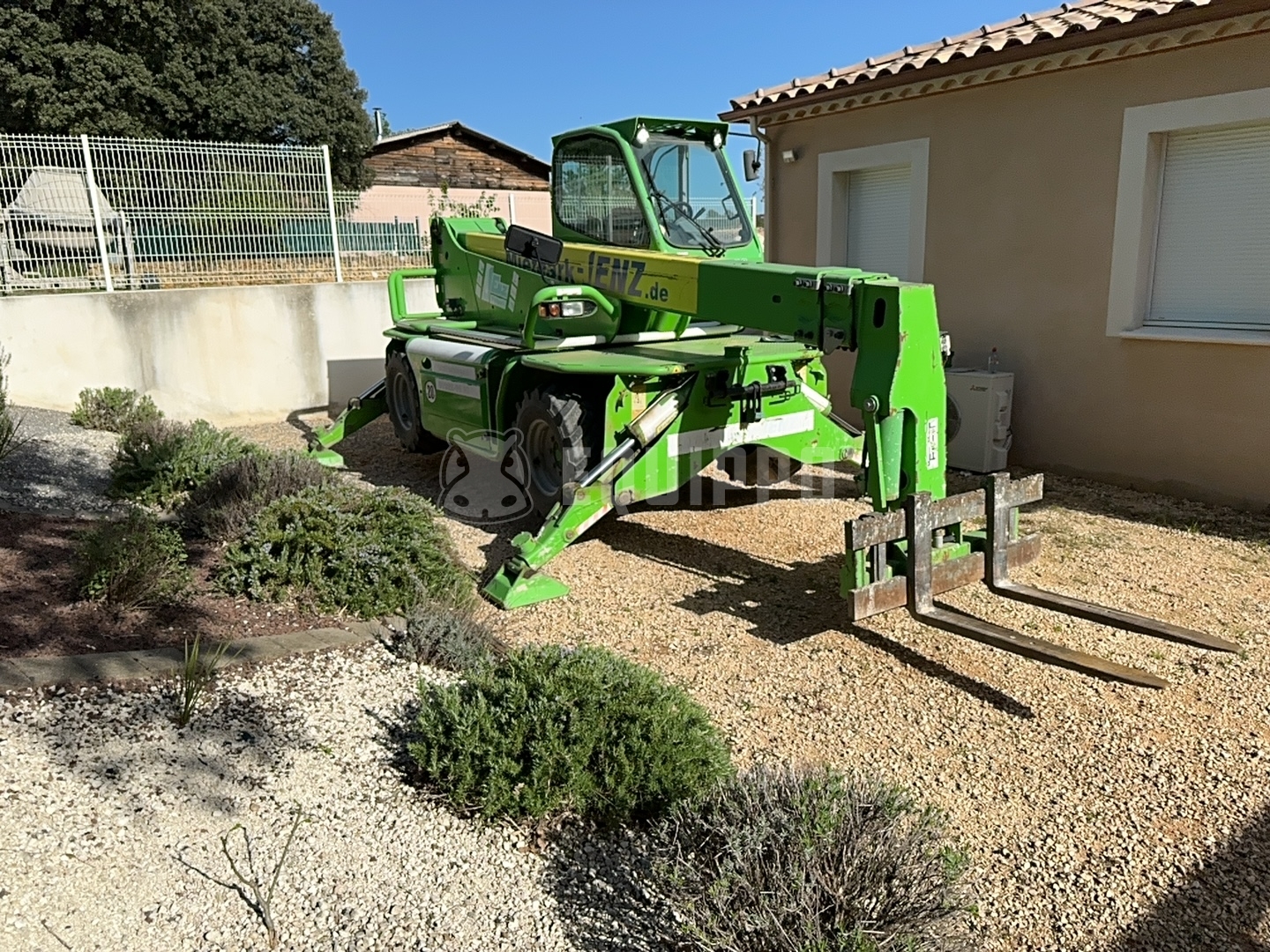 Merlo RT 38 4x4x4 Roto avec fourches et manbasket - - Chariot Télescopique d’Occasion
