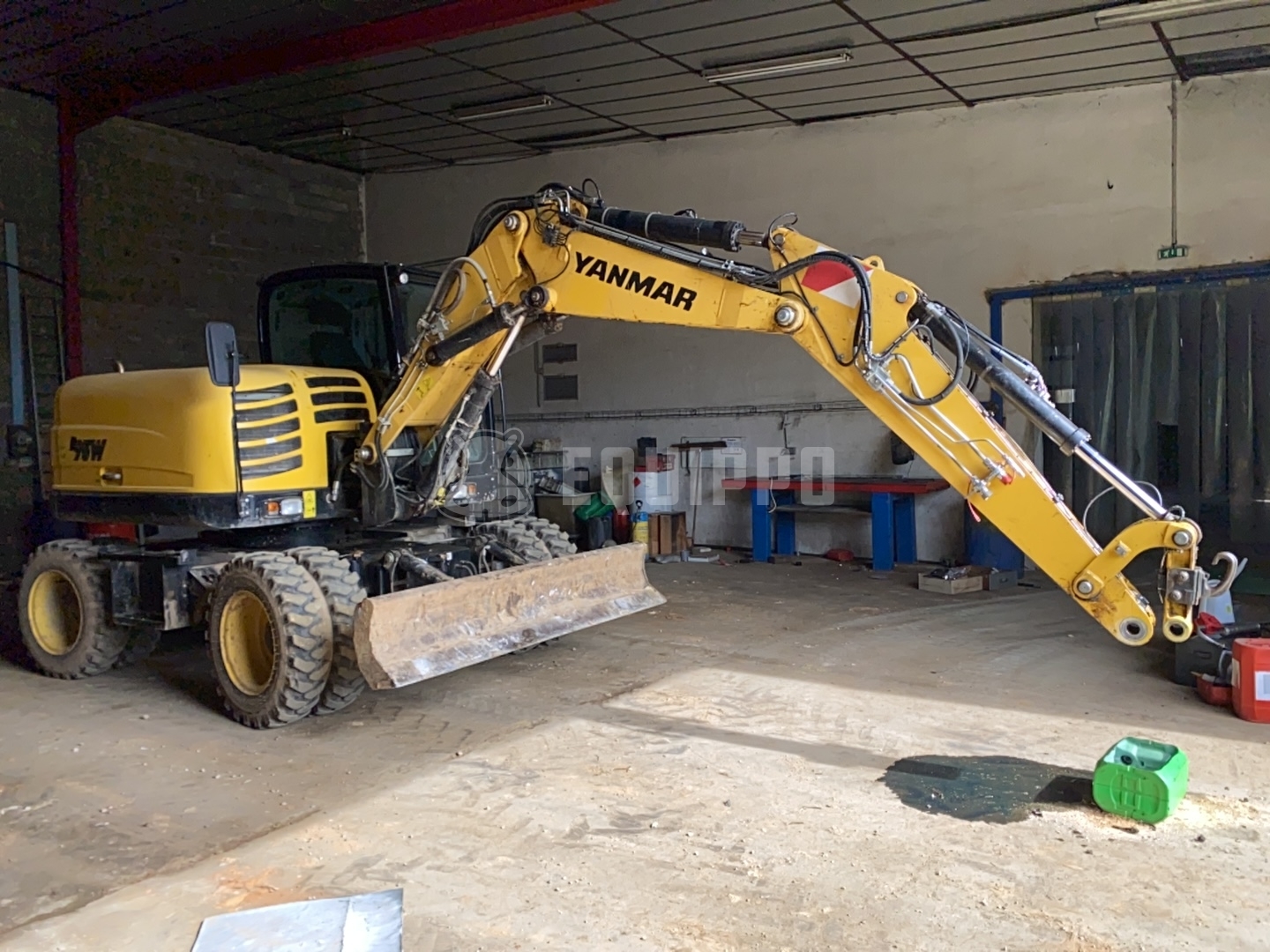 Yanmar B95W - - Used Wheeled Excavator