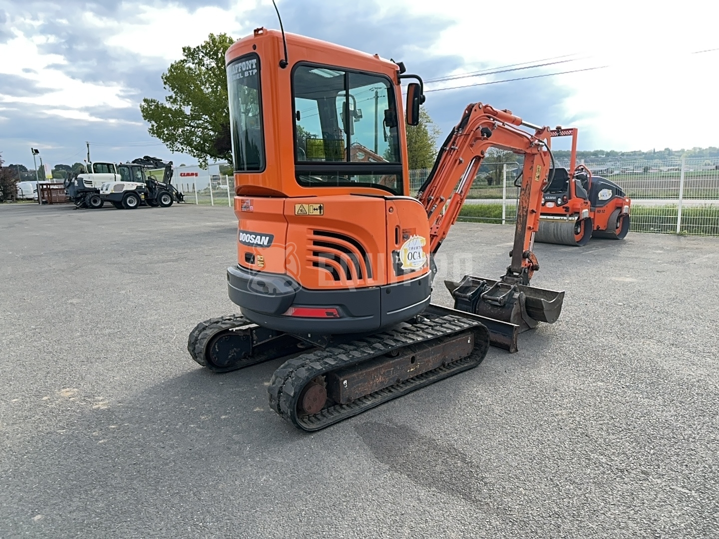 Doosan DX27Z with 3 buckets - - Used Mini Excavator < 7t