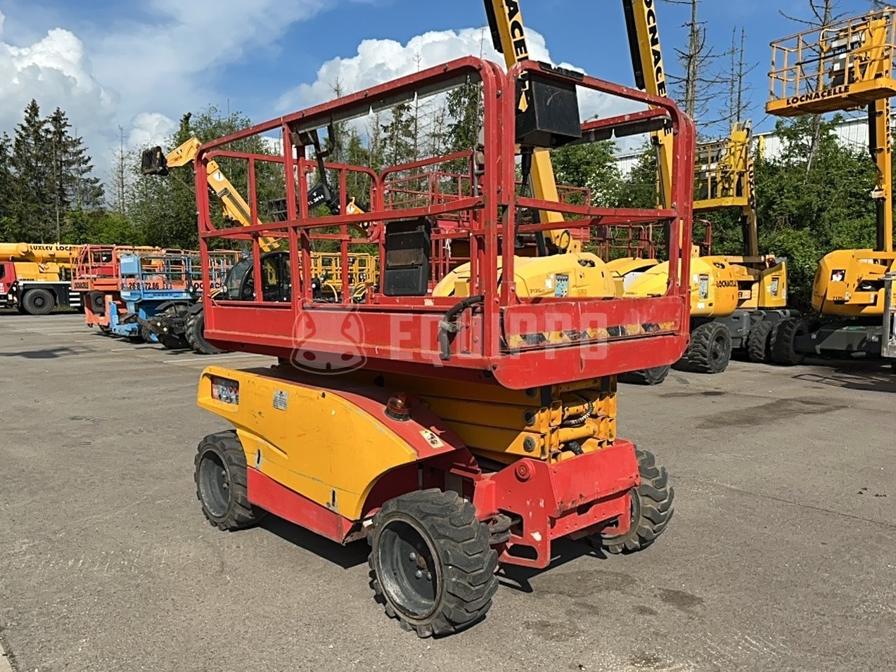 Haulotte Compact 10 DX (10,28 meters) - - Used Scissor Lift