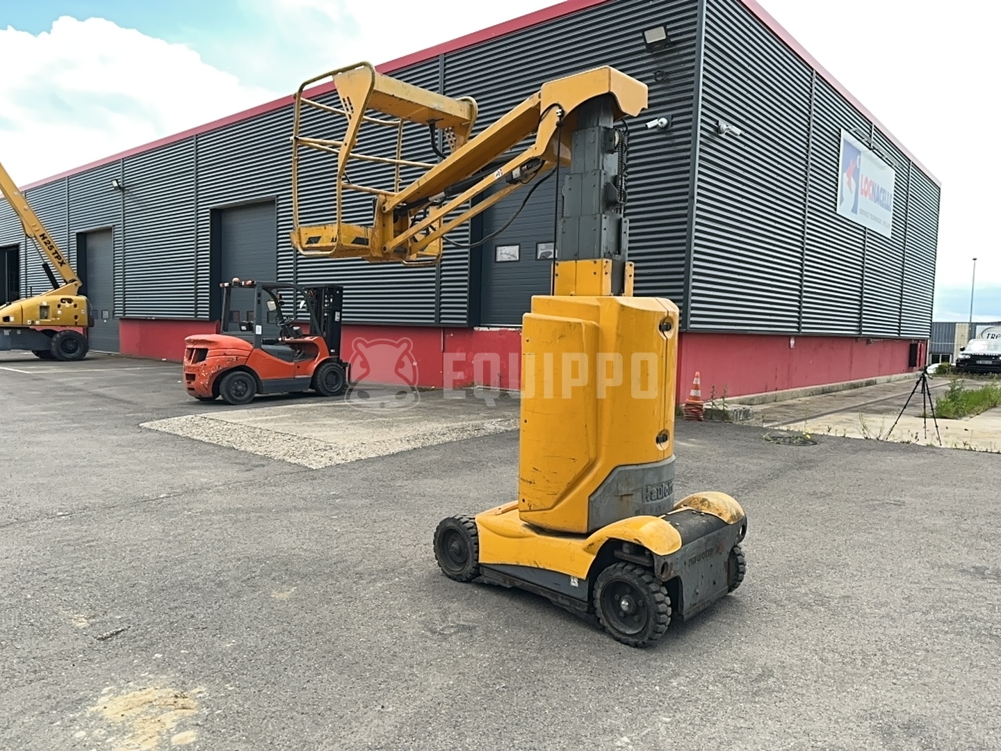 Haulotte Star 10 (10 meters) - - Used Vertical Mast Lift