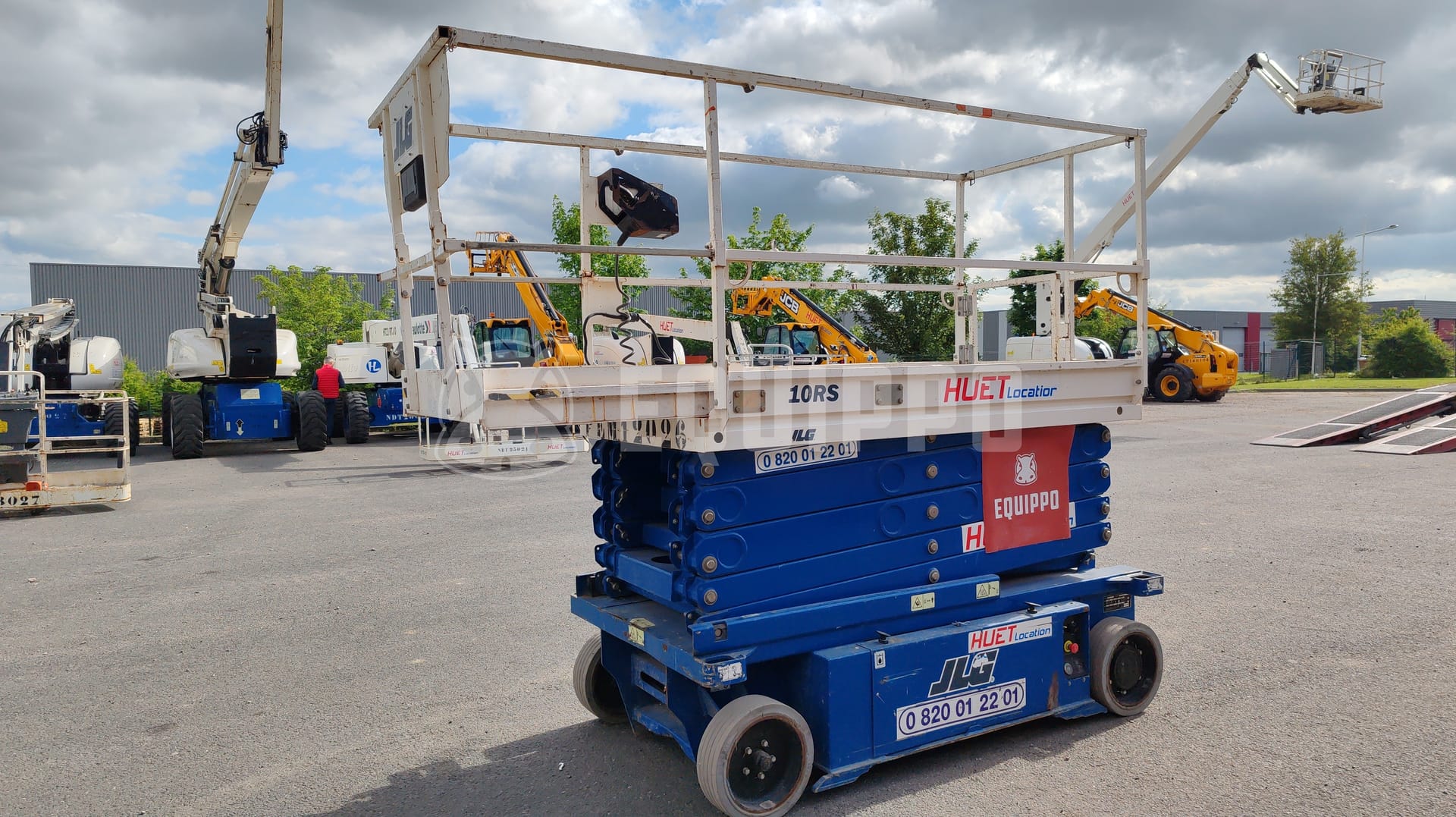 JLG 10RS (11,75 meters) - - Used Scissor Lift