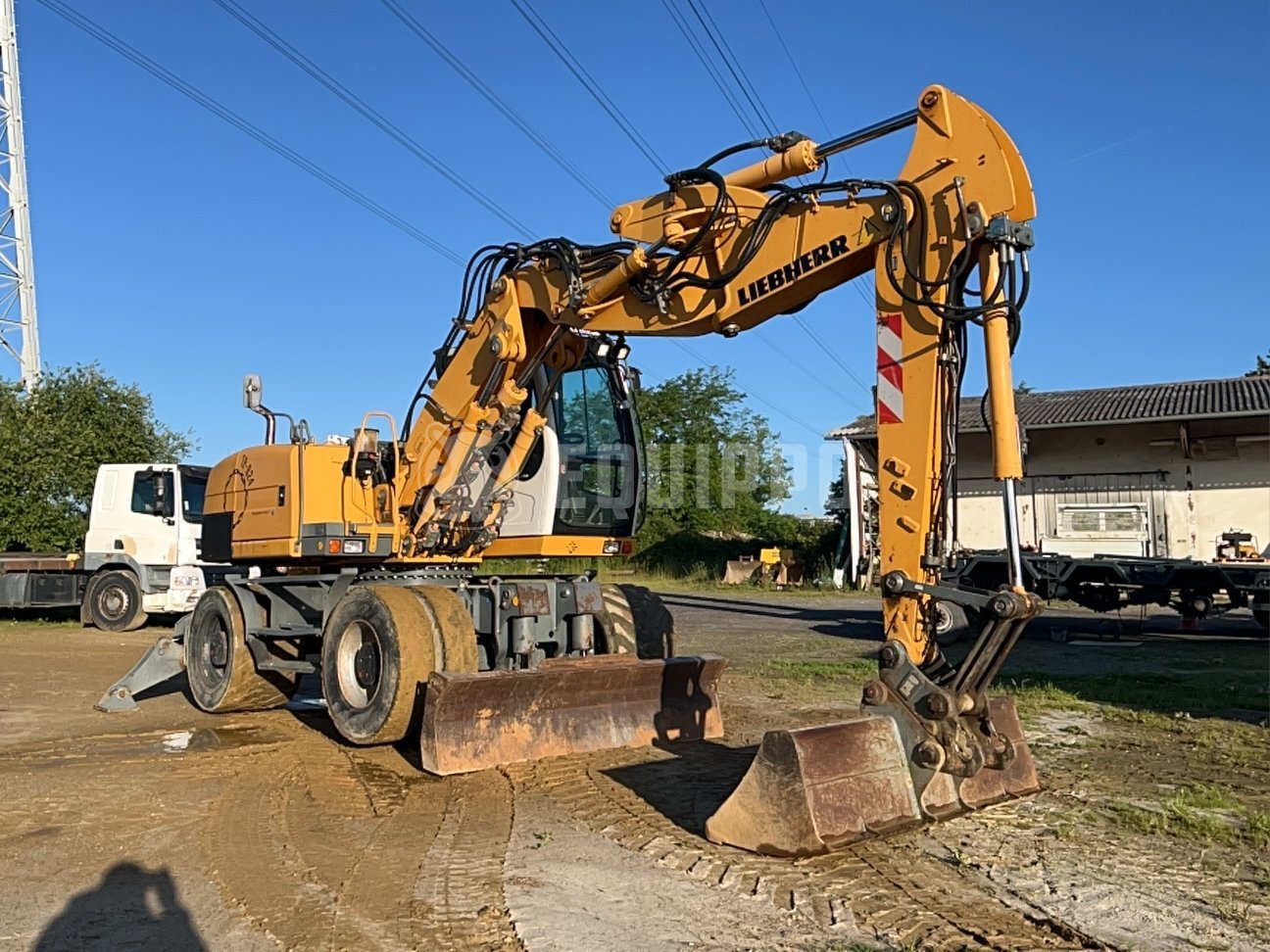 Liebherr A 314 Litronic with VA offset boom - - Used Wheeled Excavator