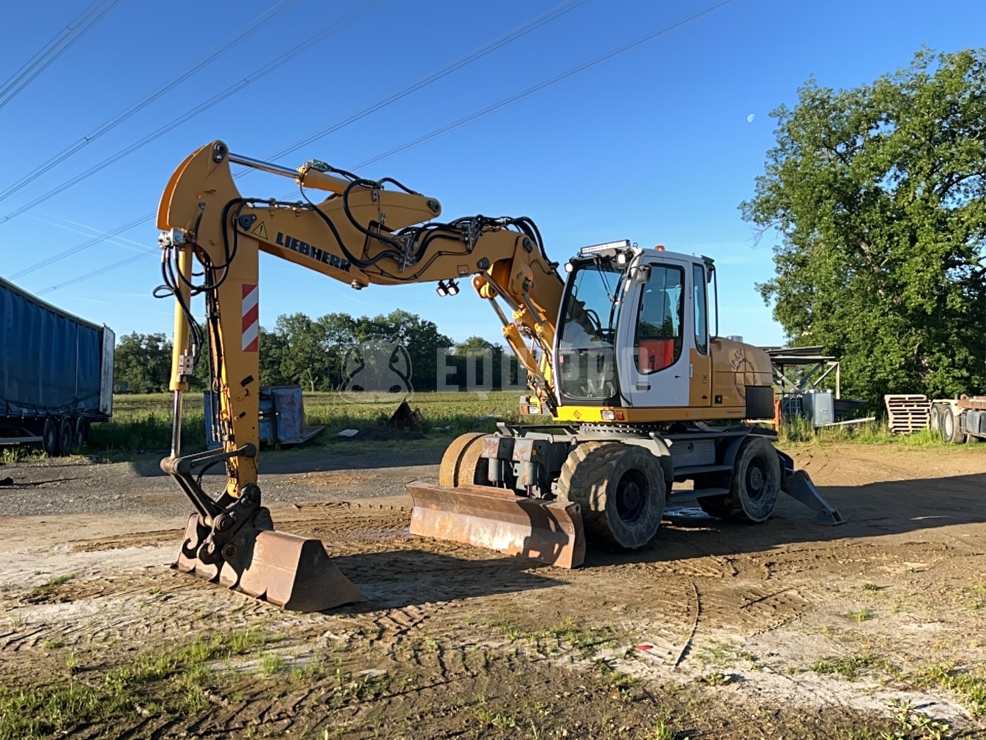 Liebherr A 314 Litronic with VA offset boom - - Used Wheeled Excavator
