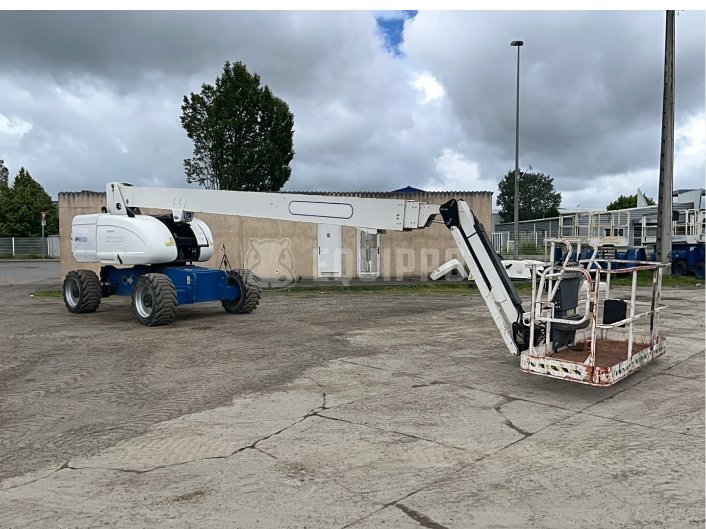 JLG 860SJ (28,21 meters) - - Used Telescopic Boom Lift