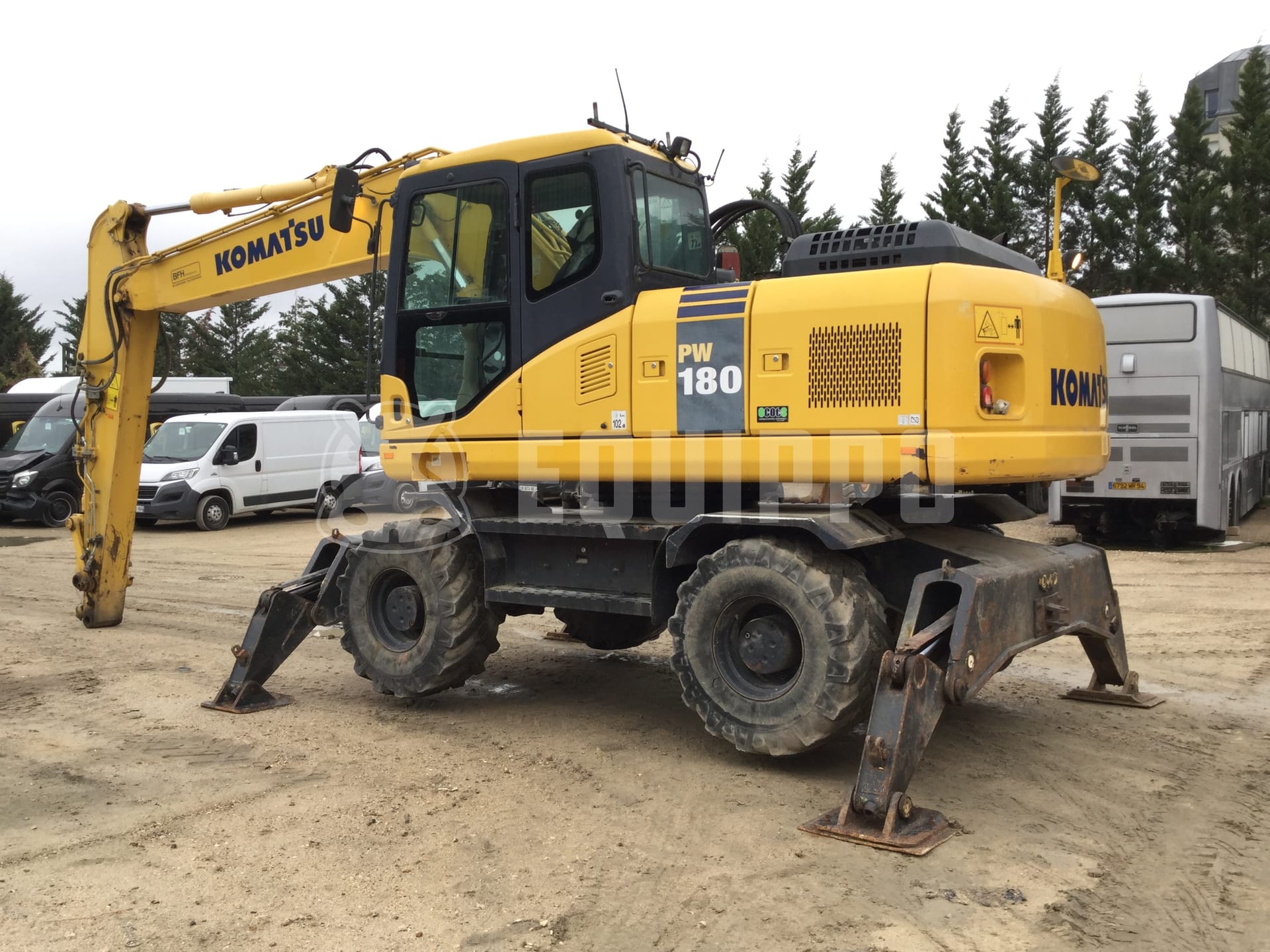 Komatsu PW180-7E0  - - Used Wheeled Excavator