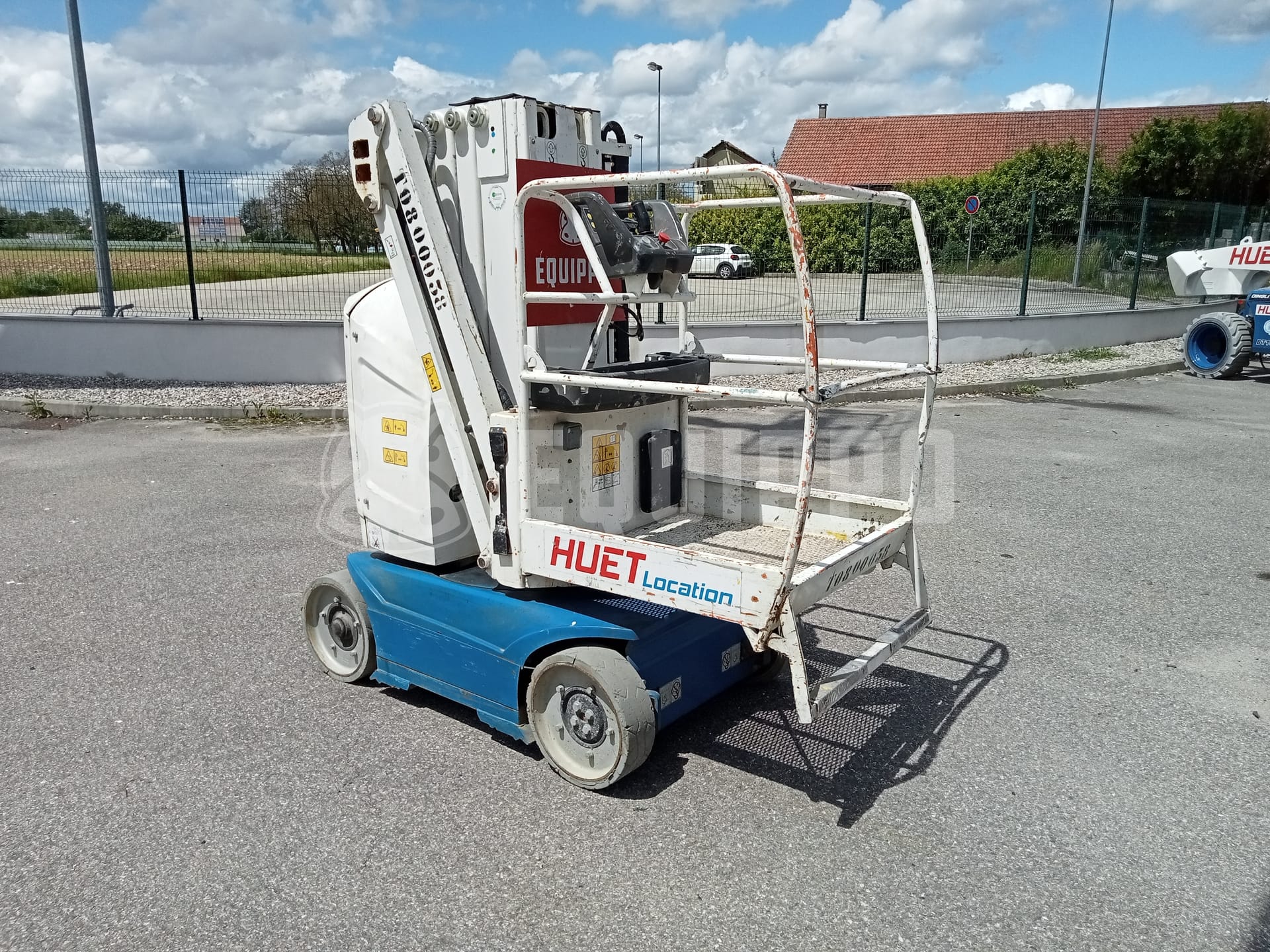 JLG Toucan 8e (8,2 meters) - - Used Vertical Mast Lift