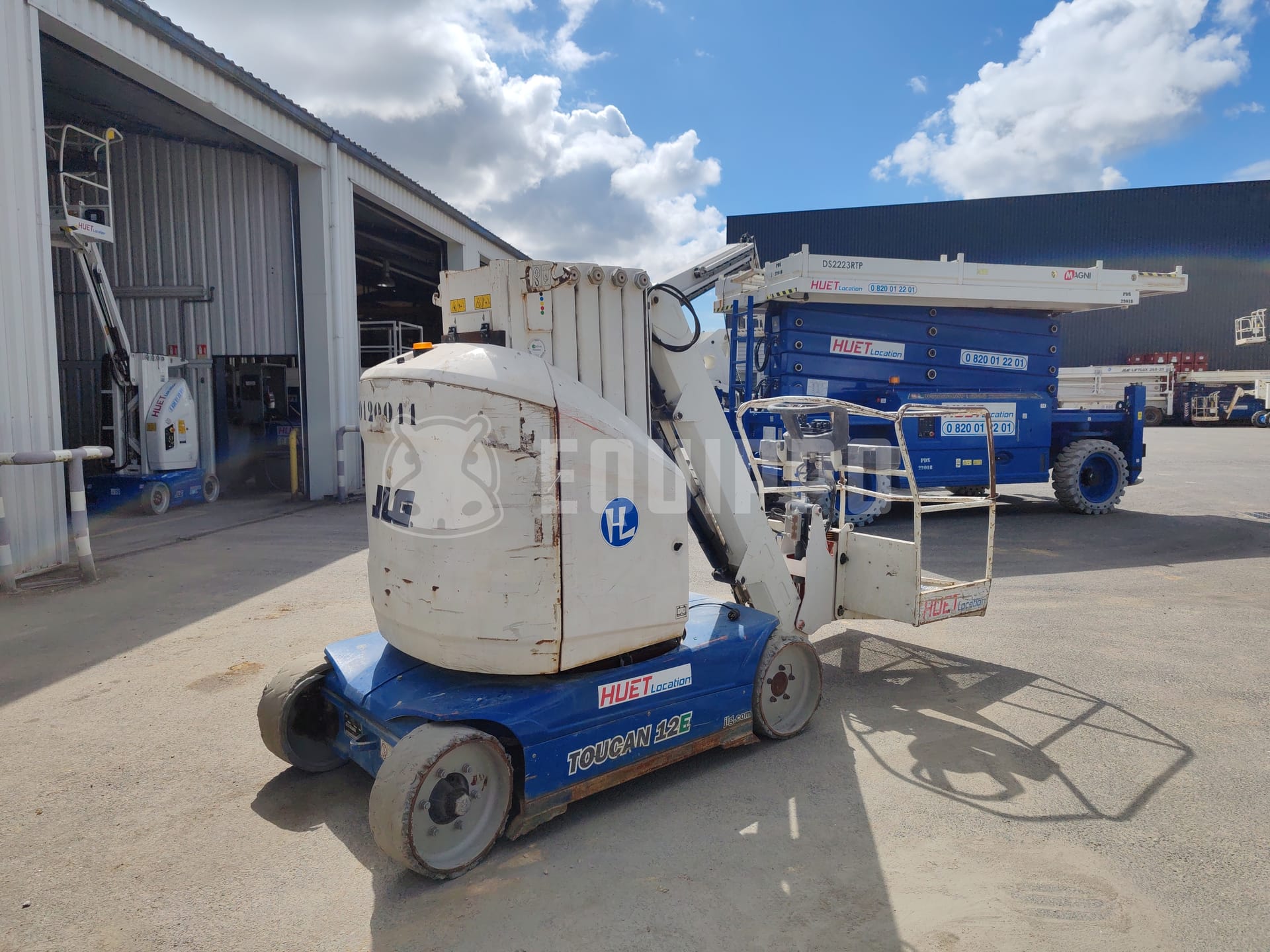 JLG Toucan 12E (11.83 meters) - - Used Vertical Mast Lift