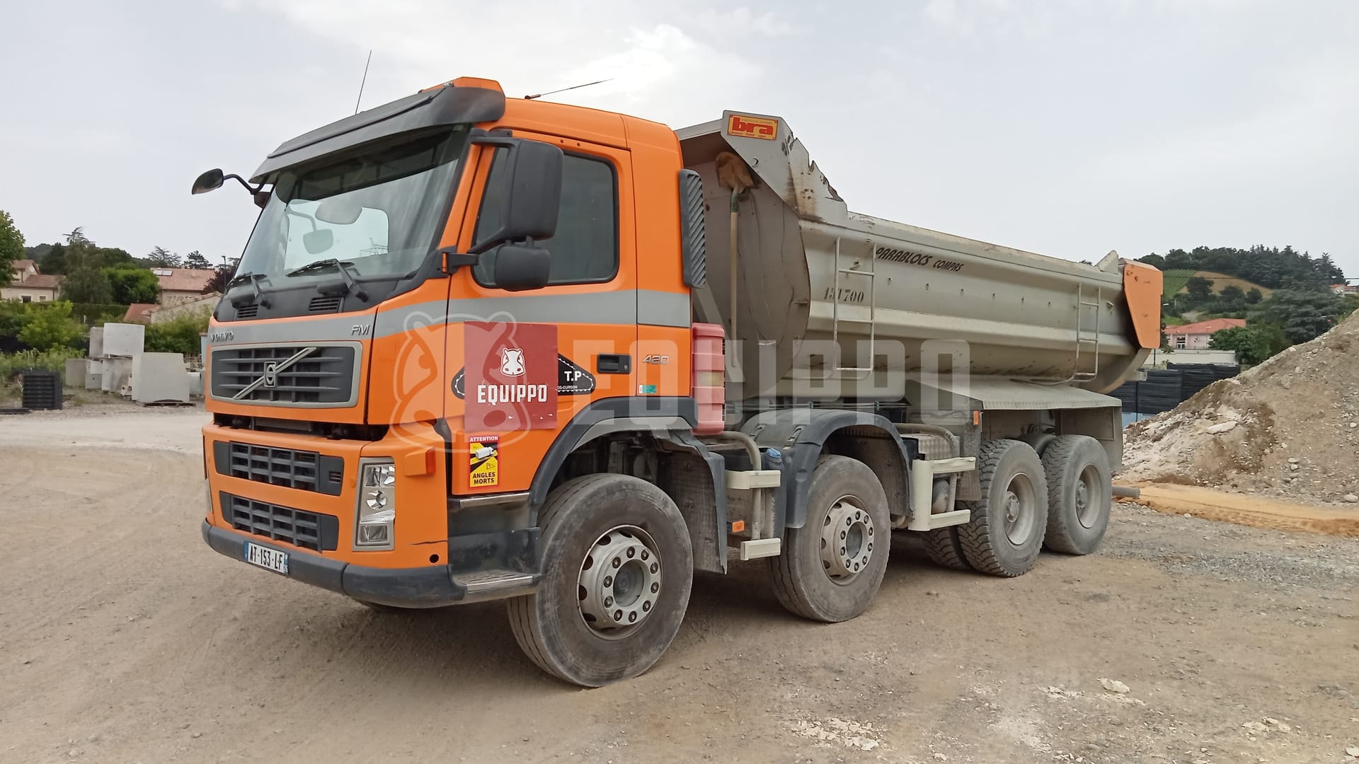 Volvo FM 420 8X4 - - Used Tipper Truck