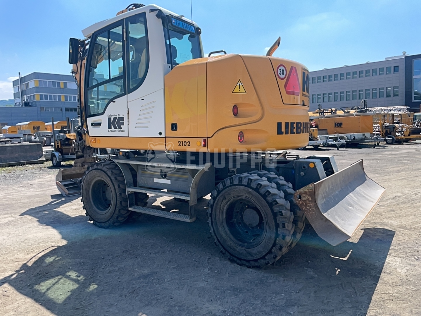 Liebherr A 912 Compact with powertilt quickcoupler and bucket - - Used Wheeled Excavator