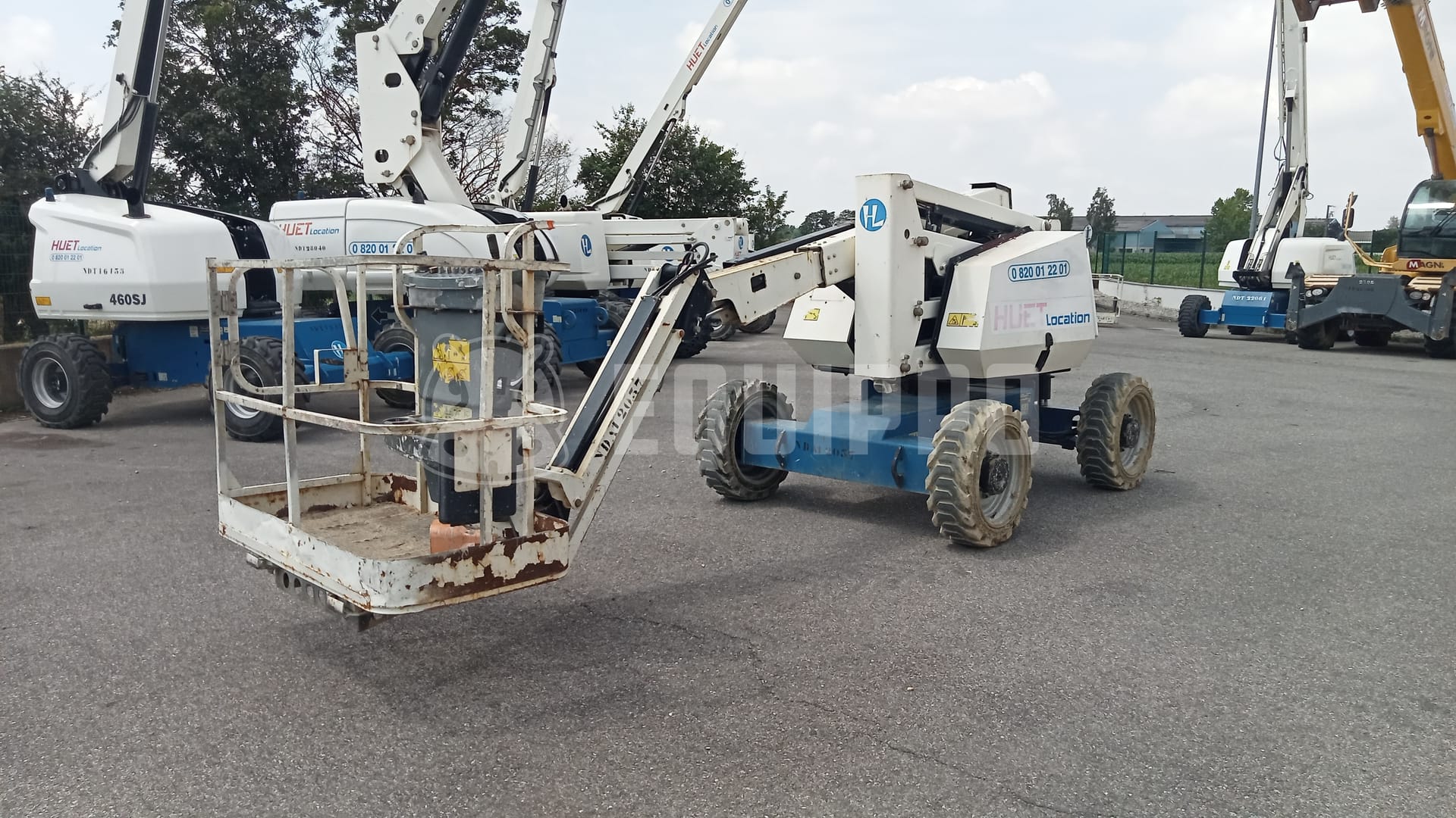 JLG 340AJ (12,31 mètres) - - Nacelle articulée d’Occasion
