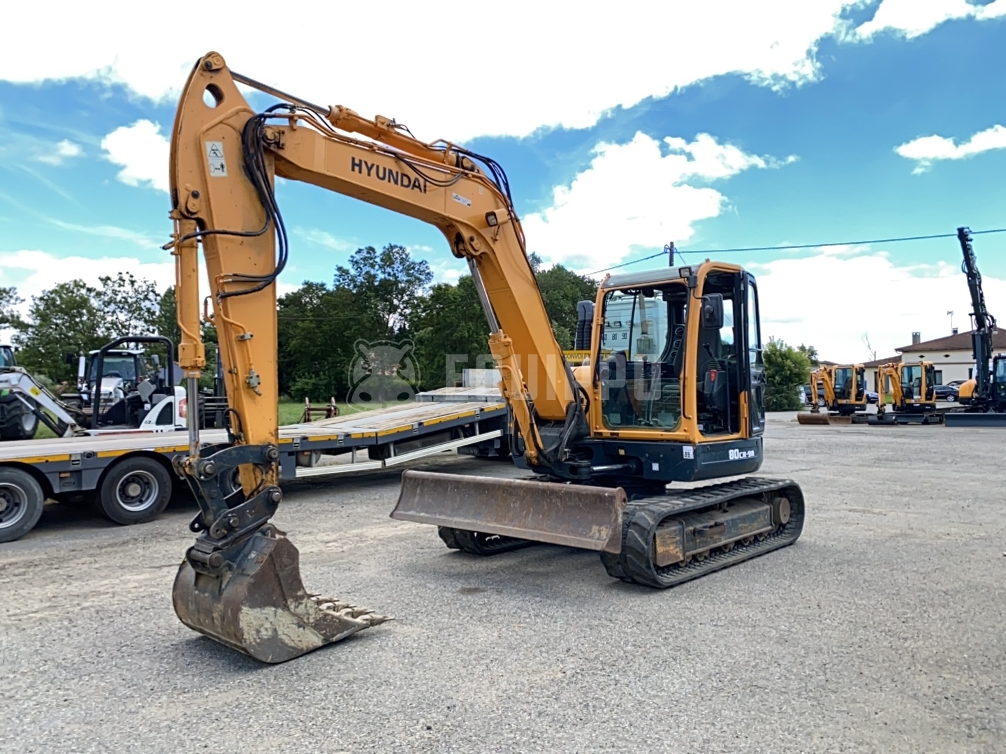 Hyundai Robex 80CR-9A with 3 buckets - - Used Midi Excavator 7t - 12t
