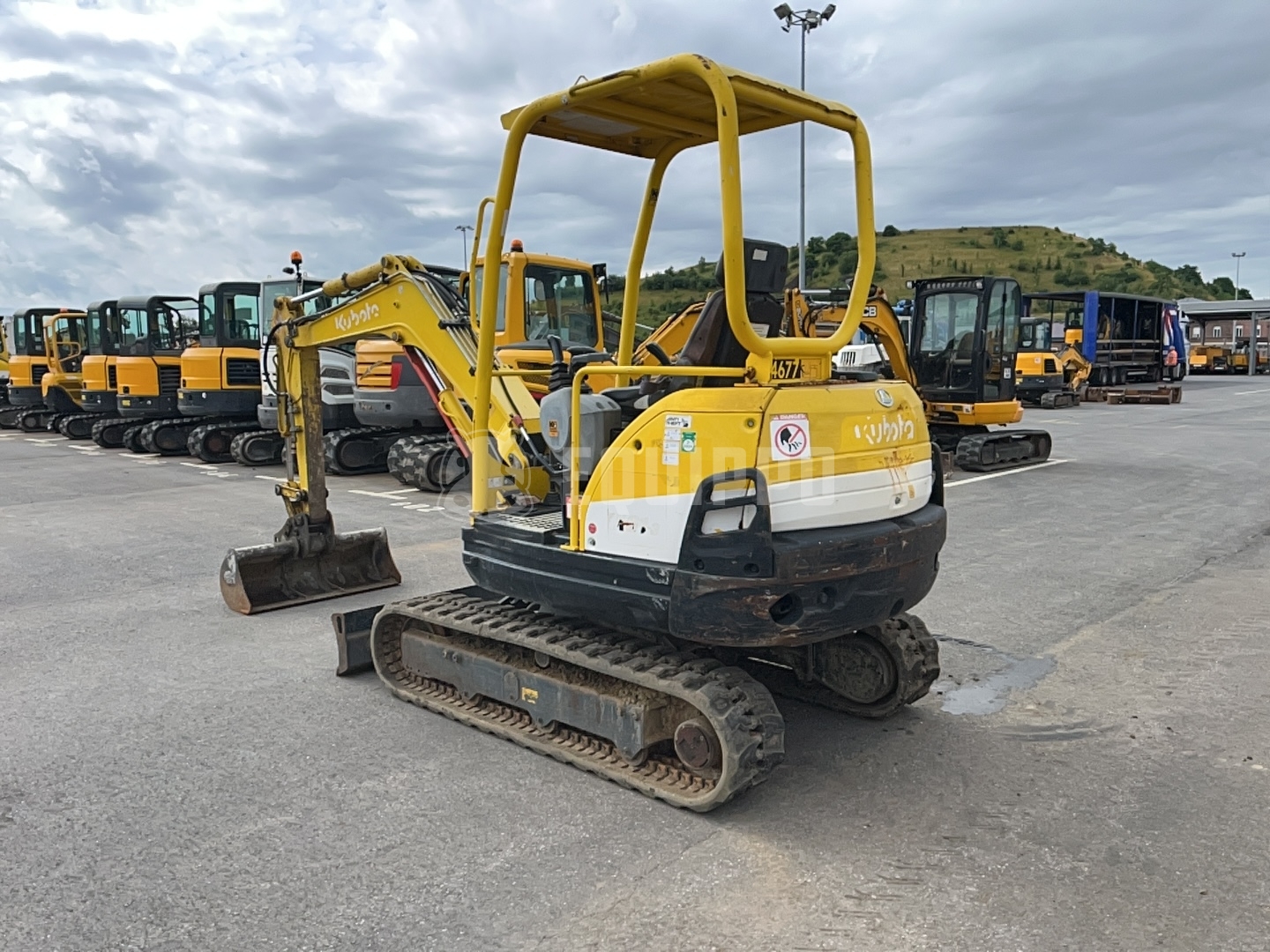 Kubota KX61-3 - - Used Mini Excavator < 7t