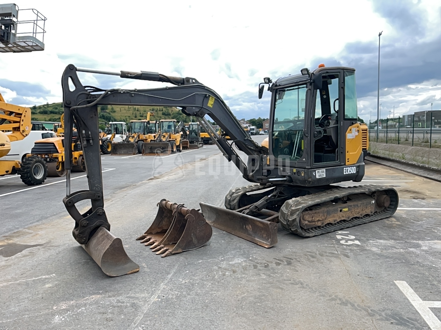 Volvo ECR50D with 3 buckets - - Used Mini Excavator  < 7t
