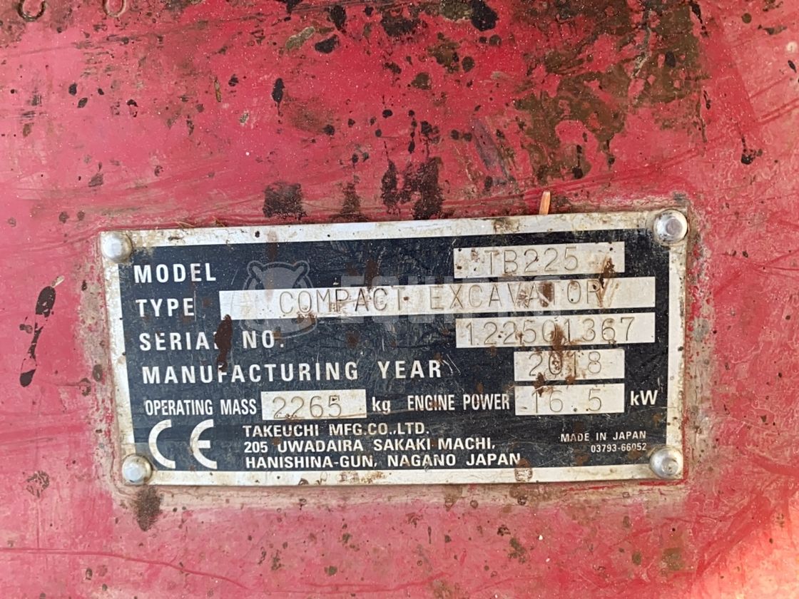 2018 TAKEUCHI TB225-44334353