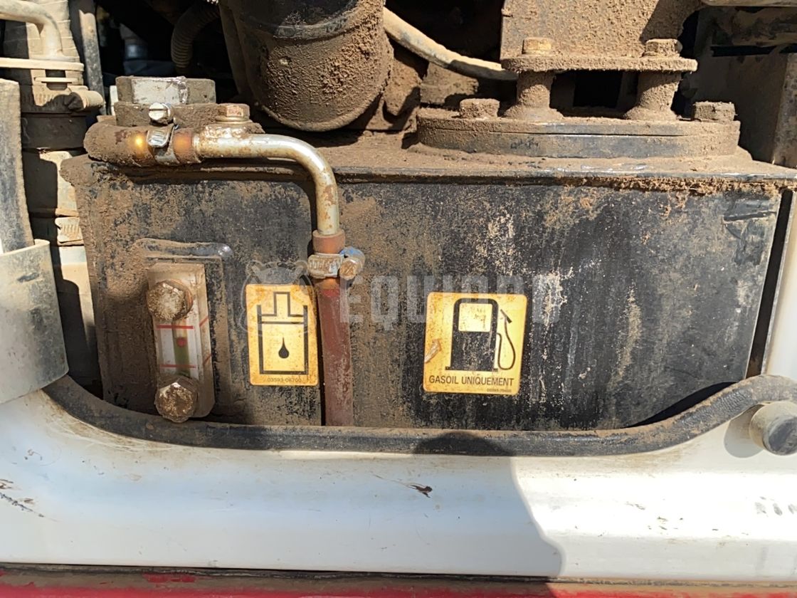 2018 TAKEUCHI TB225-44334370