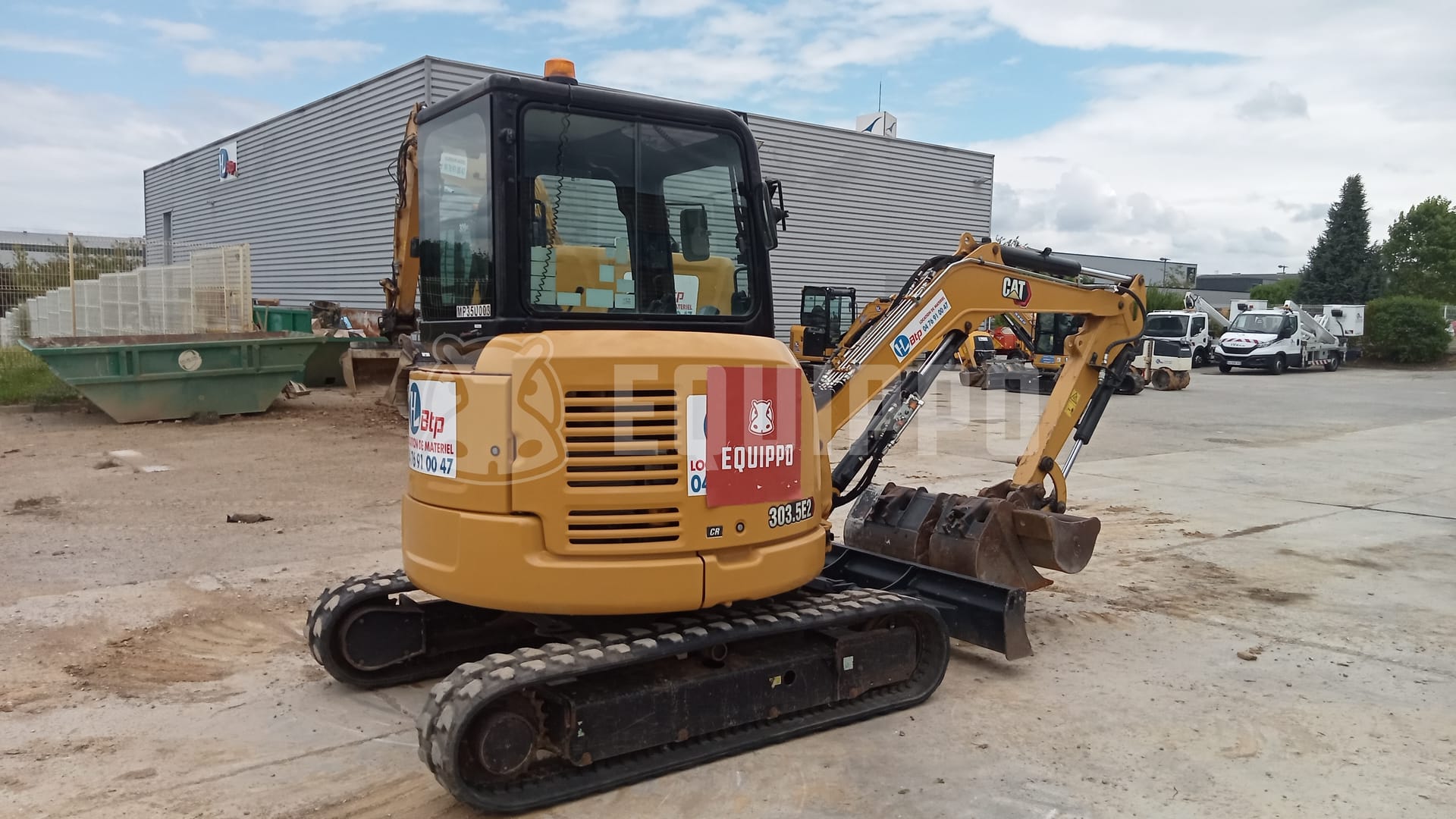 Caterpillar 303.5E2 CR with 3 buckets - - Used Mini Excavator < 7t