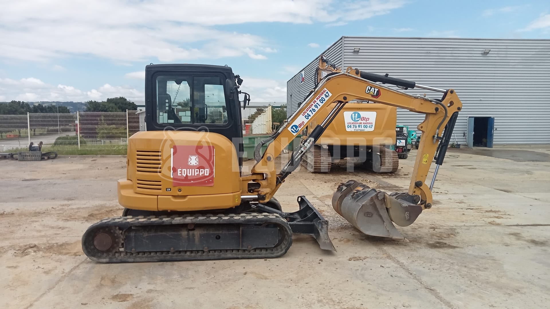 Caterpillar 305E2 CR with 3 buckets - - Used Mini Excavator < 7t