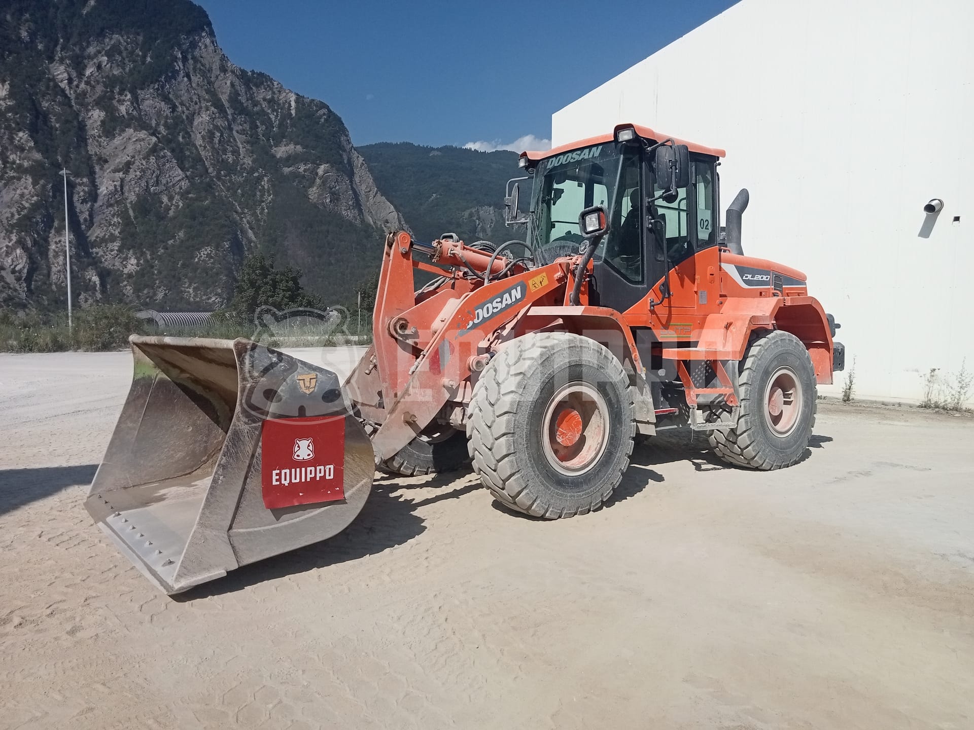 Doosan DL200-5 - - Chargeur sur Pneus d’Occasion