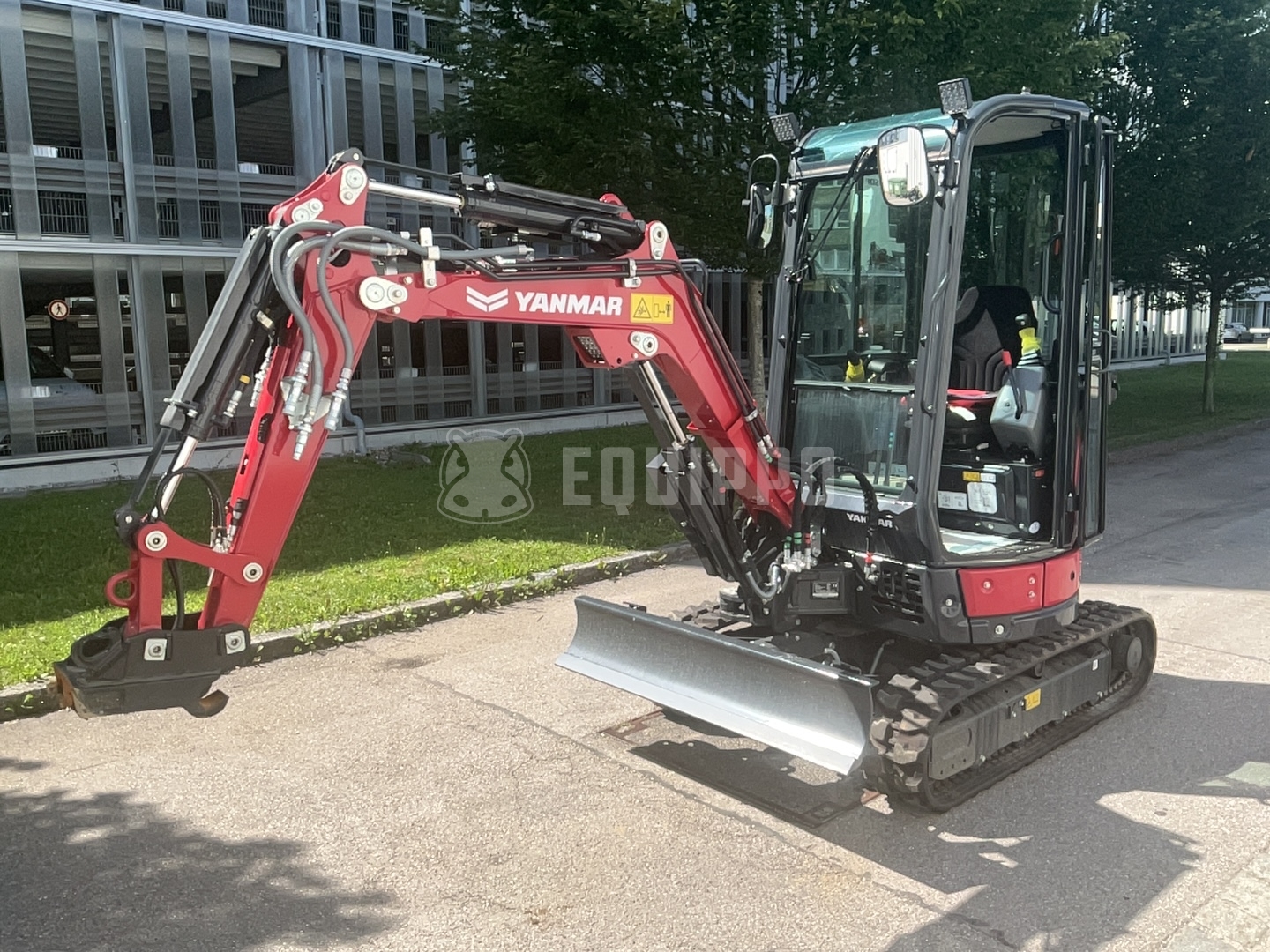 Yanmar VIO23-6 (sold with one bucket) - - Used Mini Excavator  < 7t