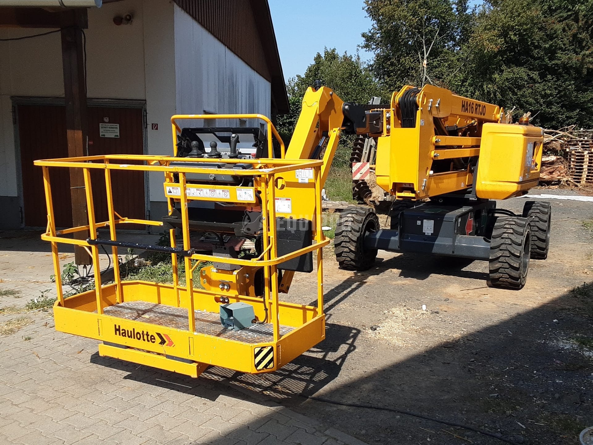 Haulotte HA16 RTJ O (16 mètres) - - Nacelle articulée d’Occasion