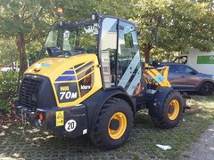 Komatsu WA70M-8E0 con cazo y horquilla para palets - - Cargadora de Ruedas Usada