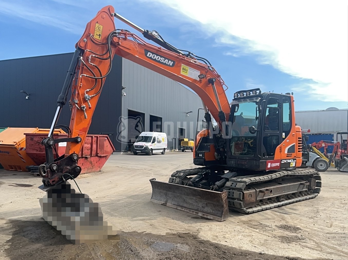 Doosan DX140LCR-5 with Lehnhoff SW10-3 quickcoupler (without bucket) - - Used Tracked Excavator