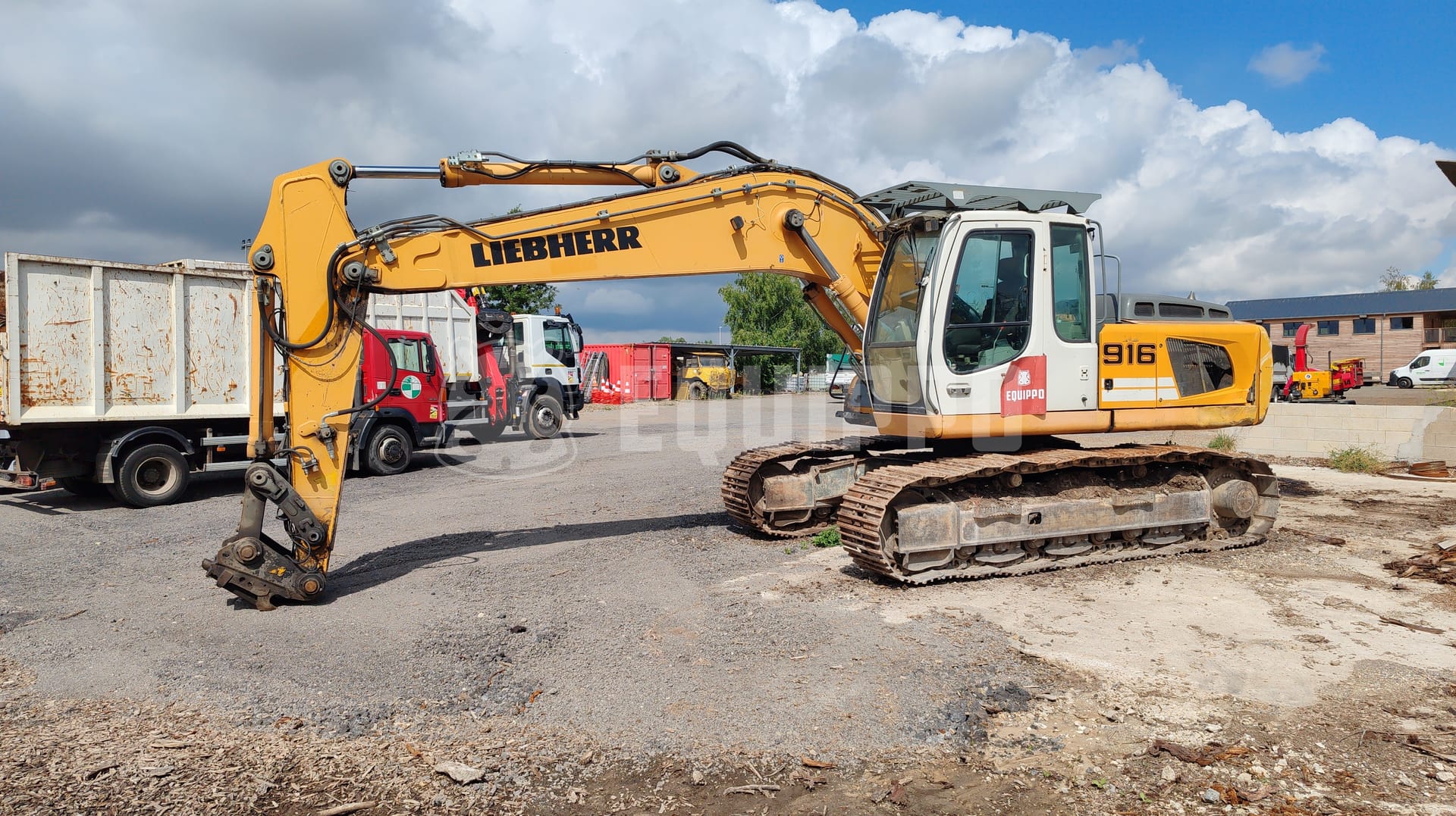 Liebherr R916 LC with 2 buckets - - Used Tracked Excavator