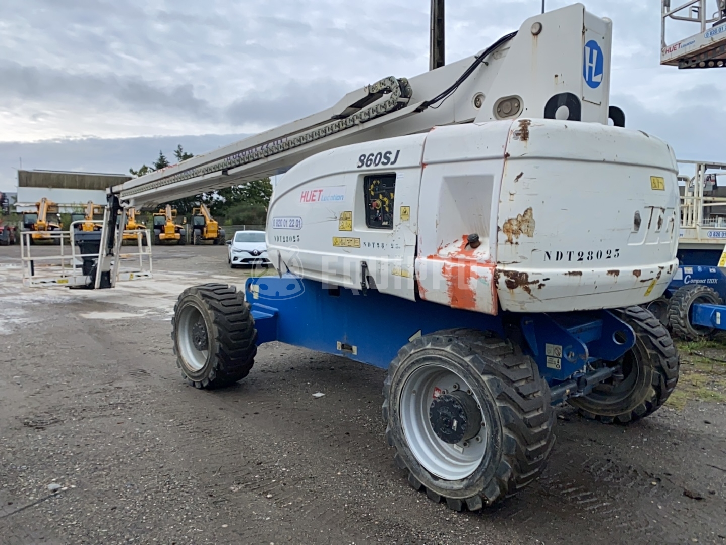 JLG 860SJ (28.21 meters) - - Used Telescopic Boom Lift