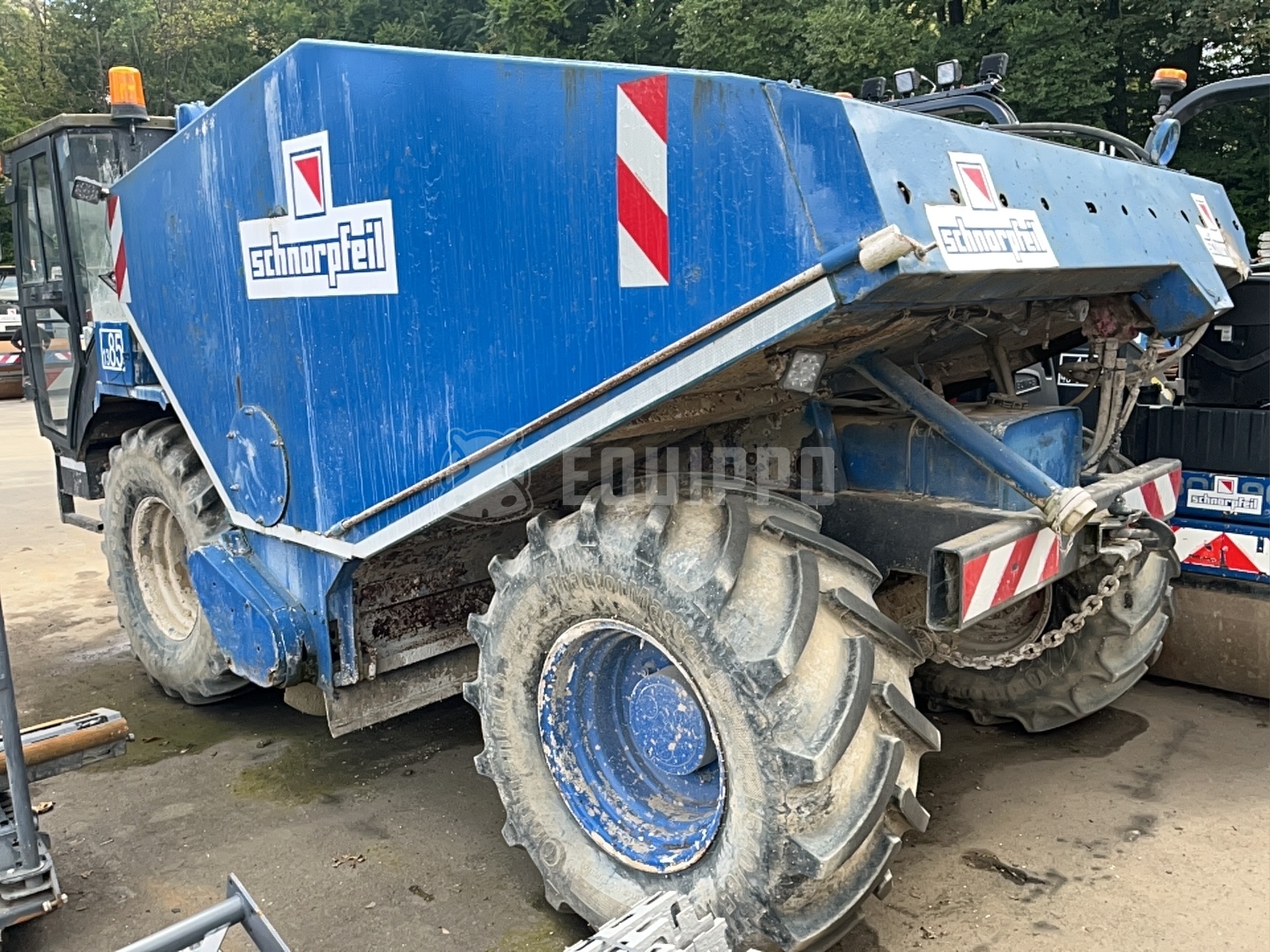 Amag PS 2-11 (Petty Spreader)  - - Used Asphalt Recycler
