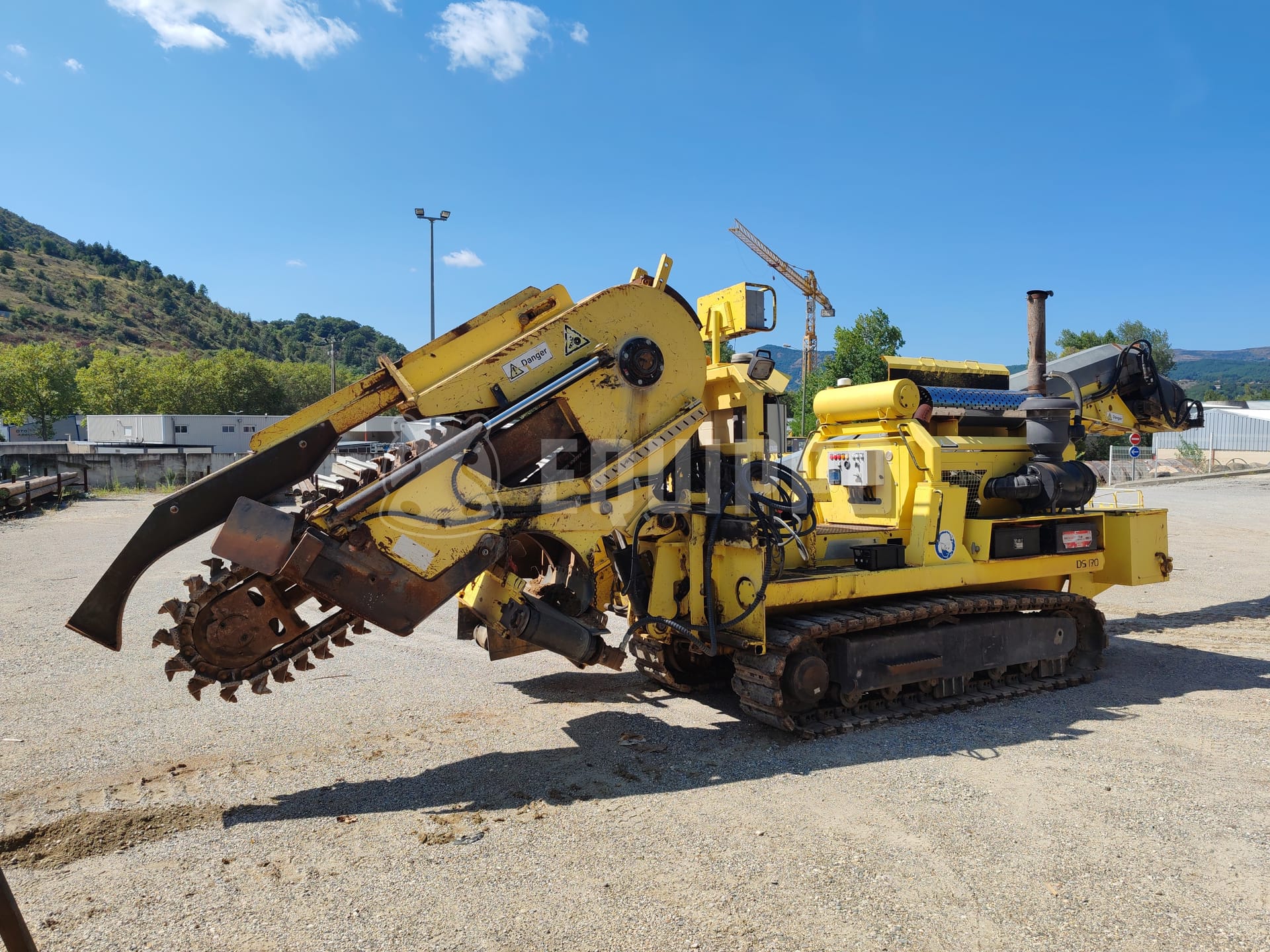 Risa DS170 - - Used Trencher