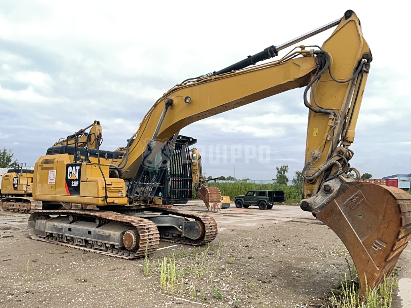 Caterpillar 330FLN with OQ-80 quickcoupler and bucket - - Used Tracked Excavator