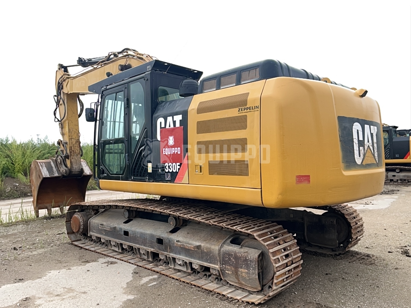 Caterpillar 330FLN with OQ-80 quickcoupler and bucket - - Used Tracked Excavator