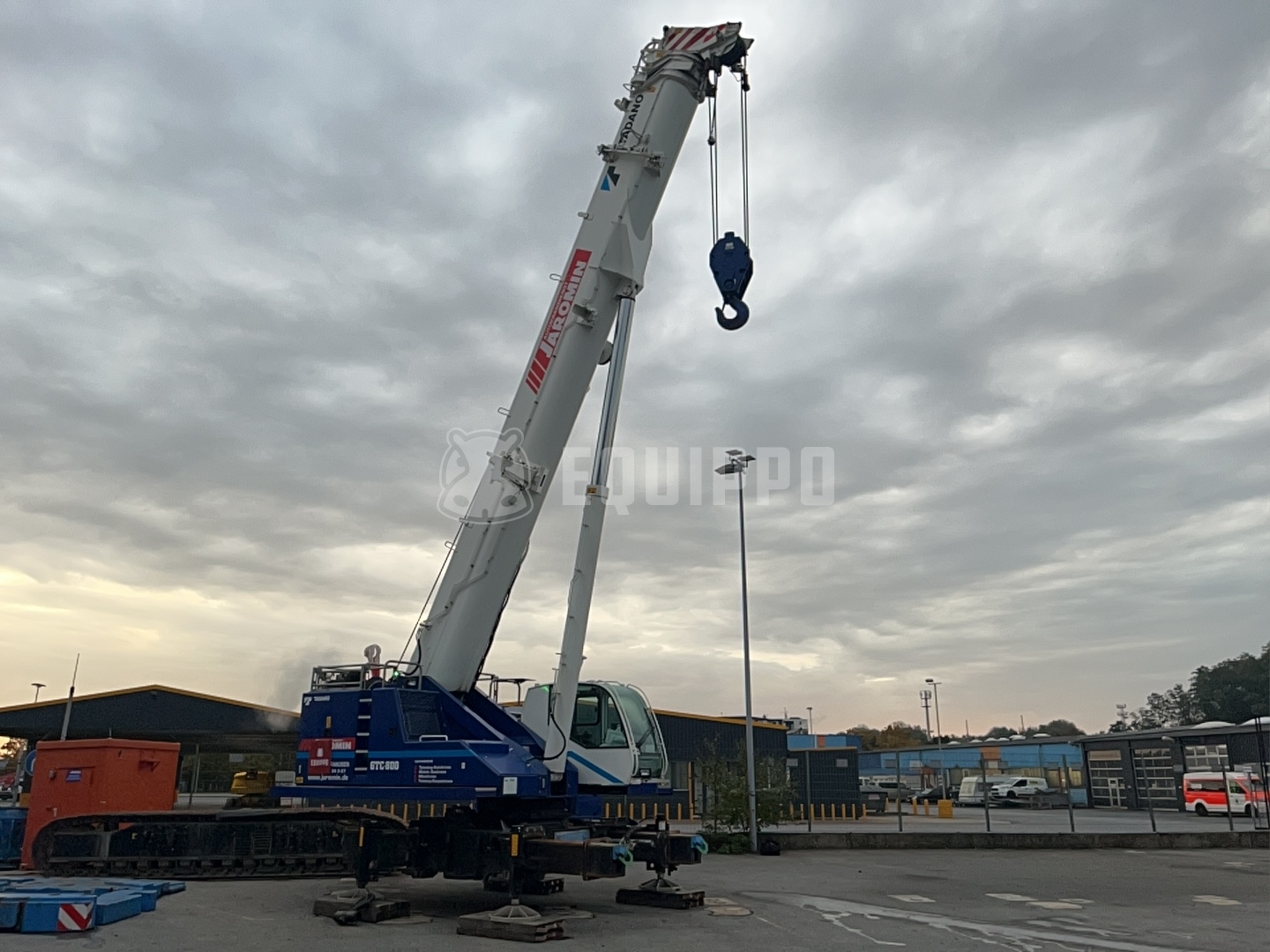 Tadano GTC-800 Mantis - - Używany Dźwig gąsienicowy