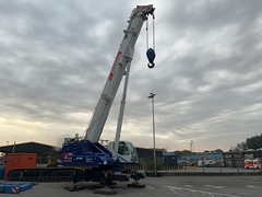 Tadano GTC-800 Mantis - - Używany Dźwig gąsienicowy