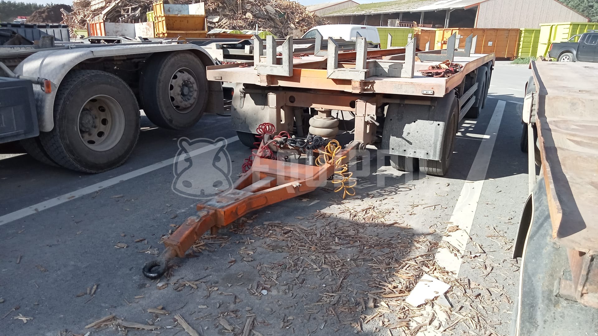 Louault N Container 3-axle trailer - - Used Low Bed Semi-trailer