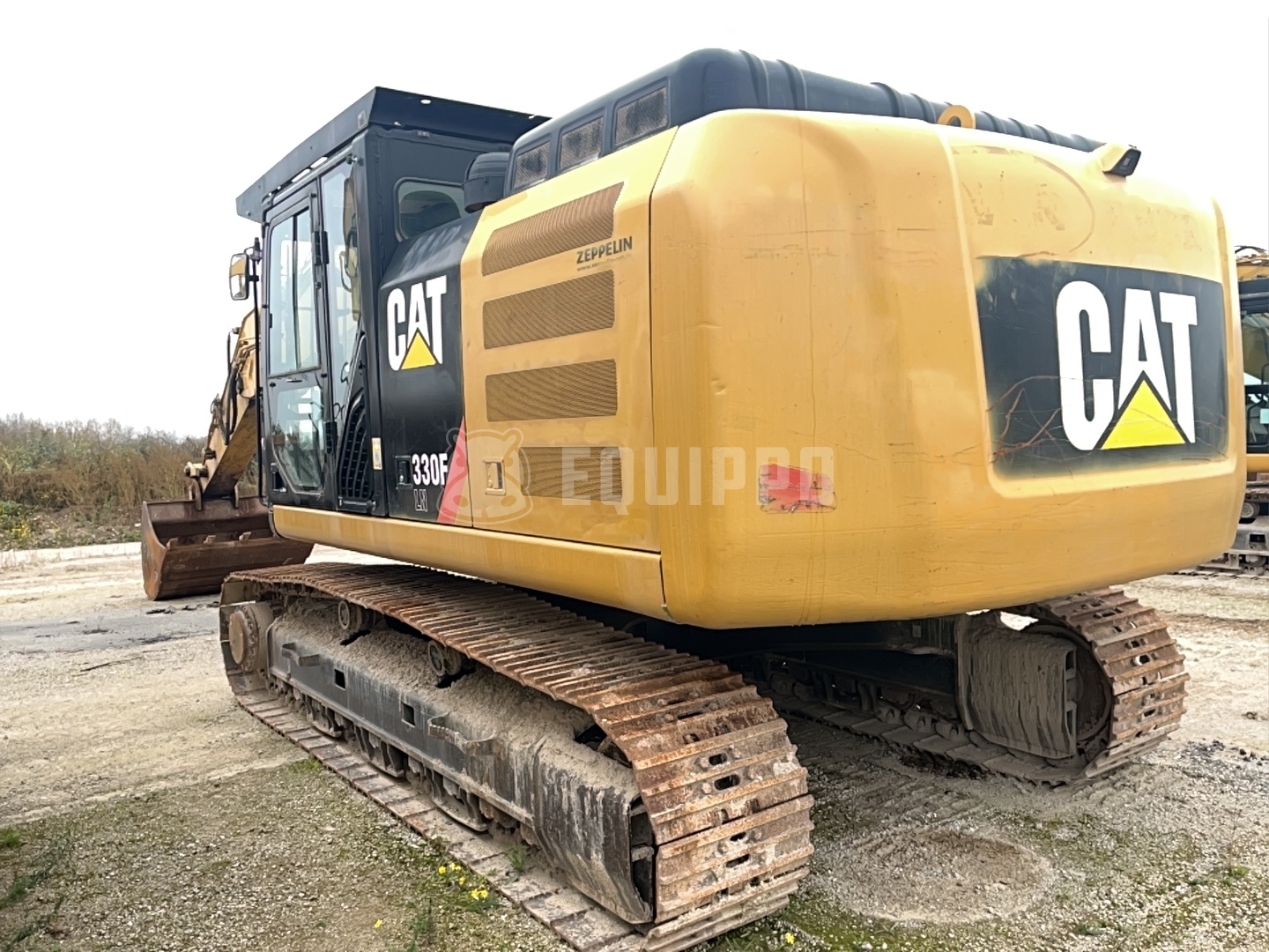 Caterpillar 330 FLN with bucket - - Used Tracked Excavator