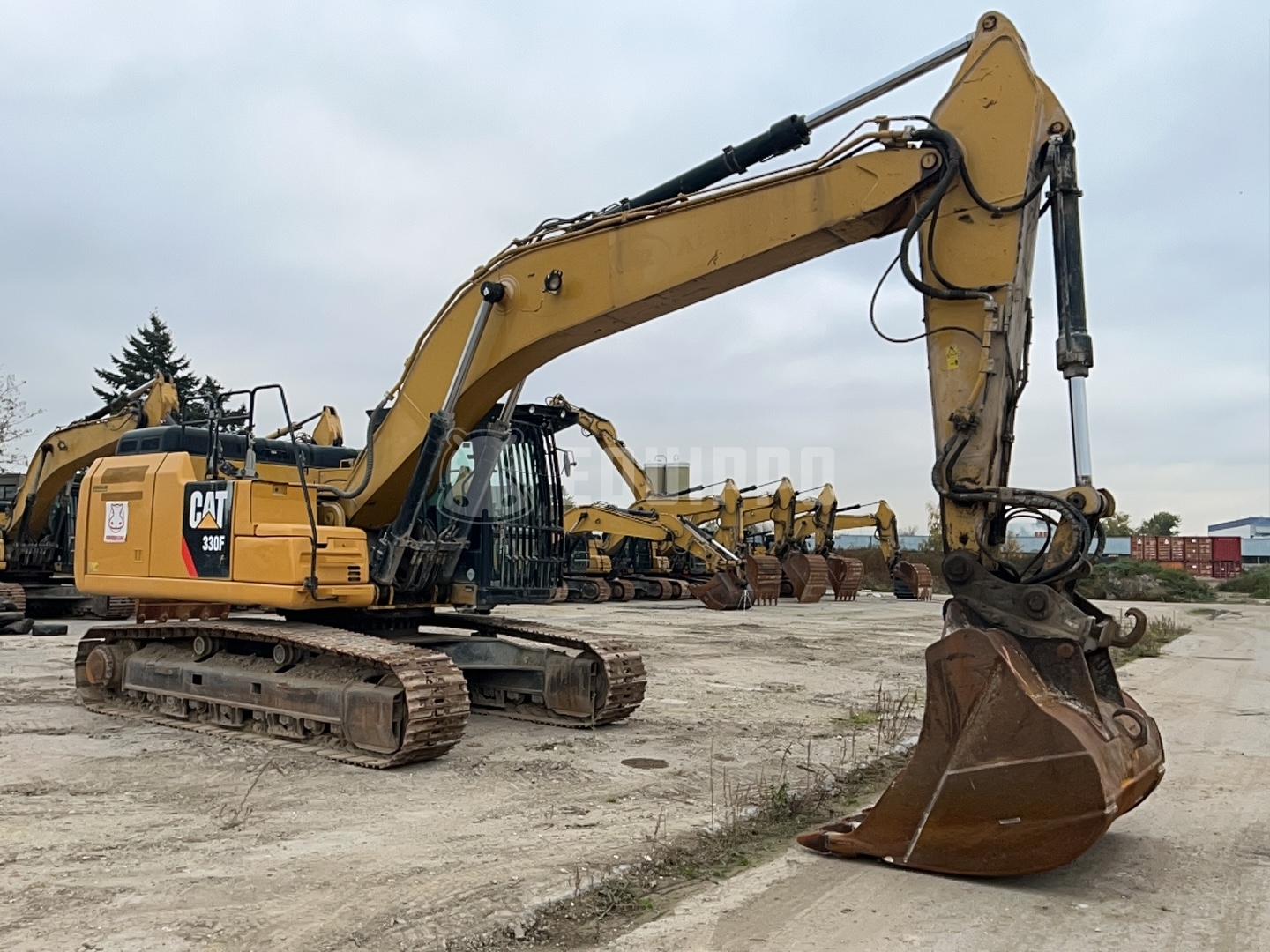Caterpillar 330 FLN with Oilquick OQ-80 quickcoupler and bucket - - Used Tracked Excavator