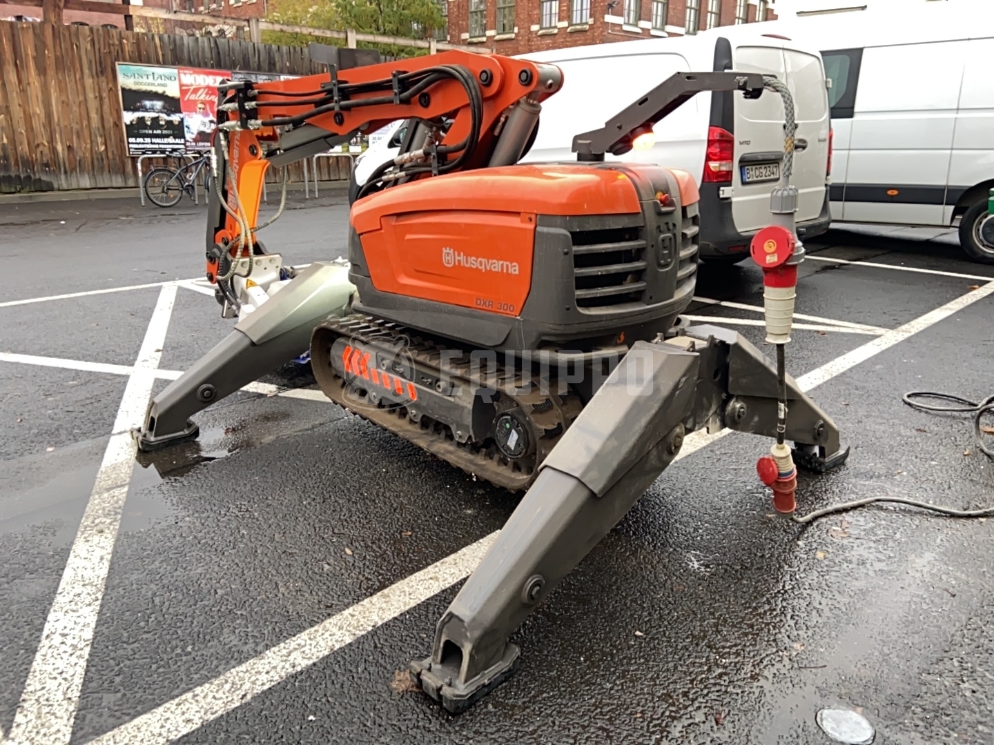 Husqvarna Dxr 300 Demo Robot met Kemroc EX20HD - - Gebruikte Sloopgraafmachine