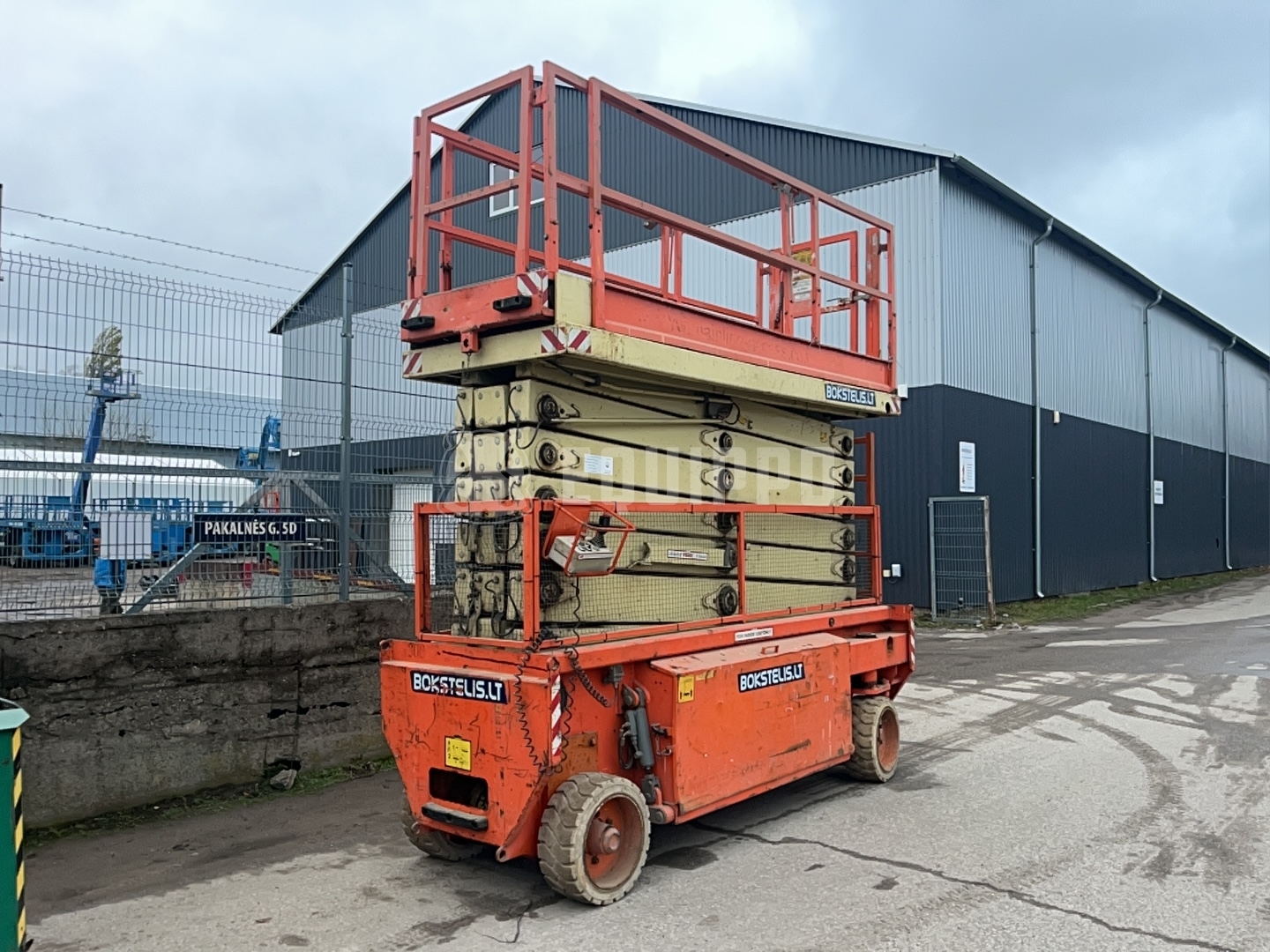 Holland-Lift N195-12EL Combistar (19.5 m)  - - Used Scissor Lift