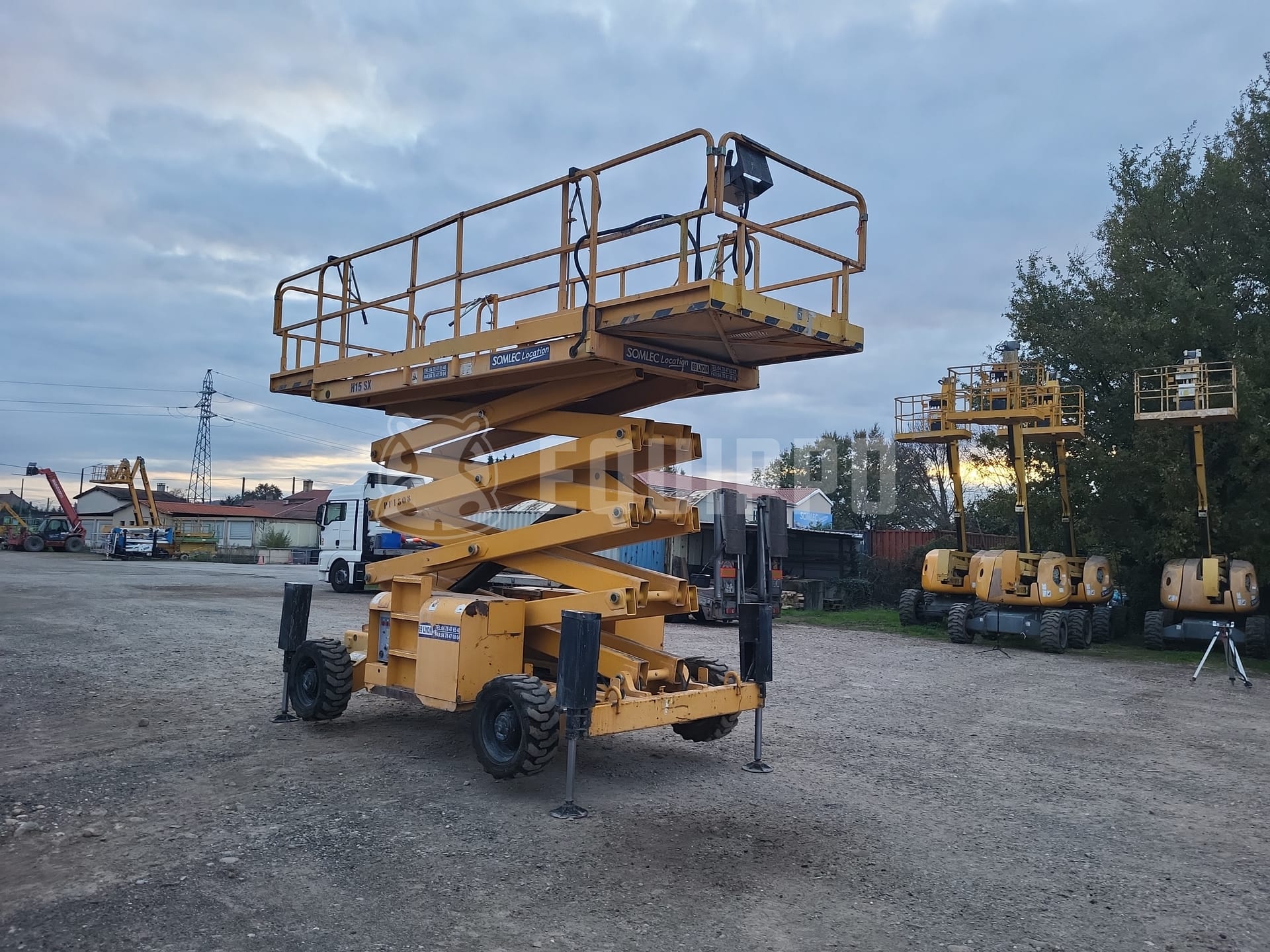 Haulotte H15 SX (15 m) - - Gebruikte Schaarhoogwerker