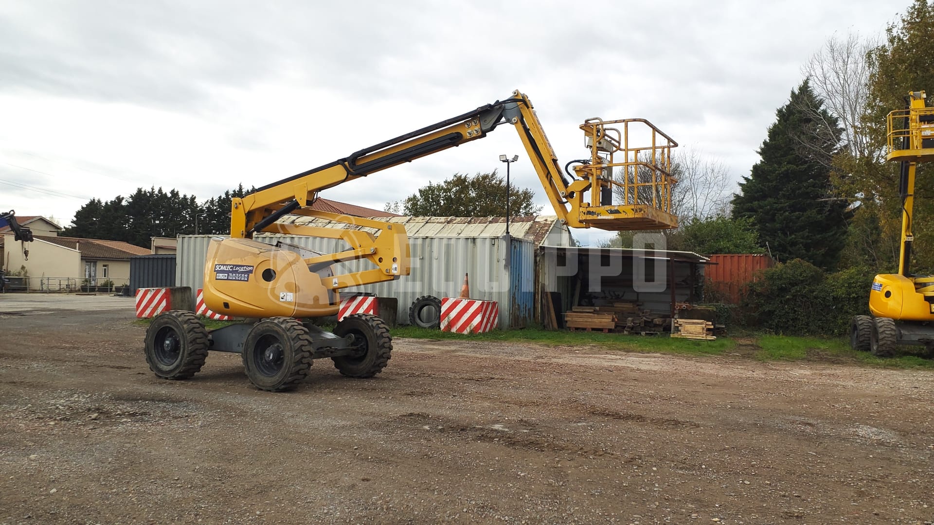Haulotte HA18 SPX (17,3 meters) - - Used Articulated Boom Lift