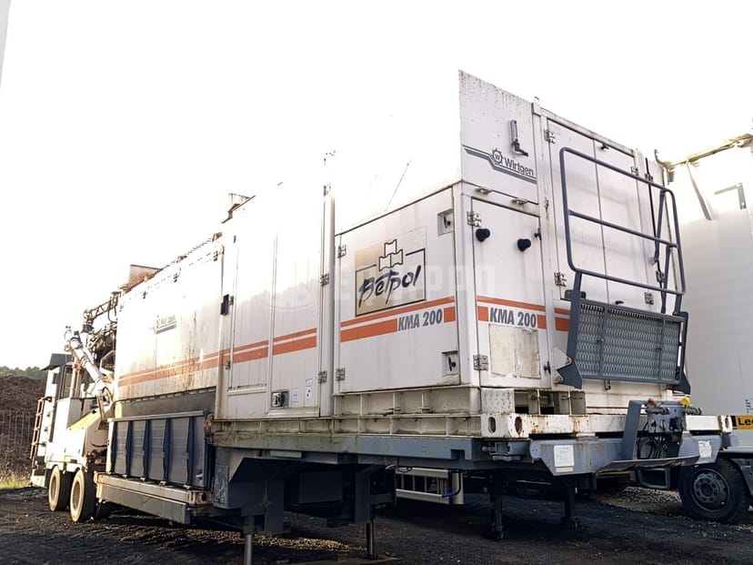 Photo de la Wirtgen KMA 200