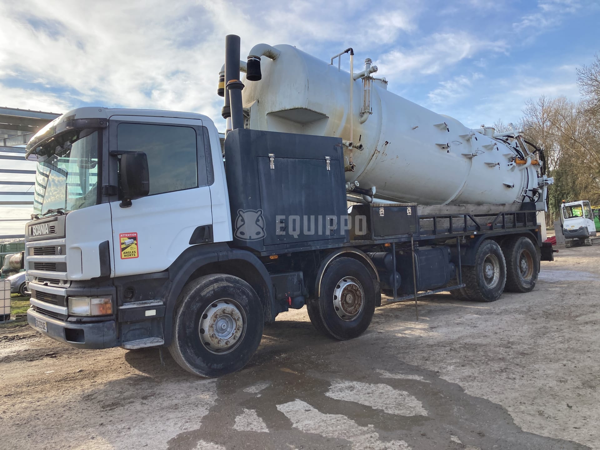 Scania P114 CB8x4HZ 340 Hydrovac - - Used Suction Excavator