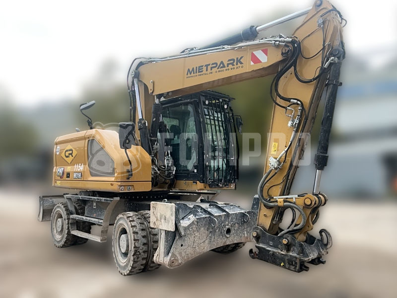 Caterpillar M318 with variable angle boom with Oilquick OQ80 quickcoupler (without attachment) - - Used Wheeled Excavator