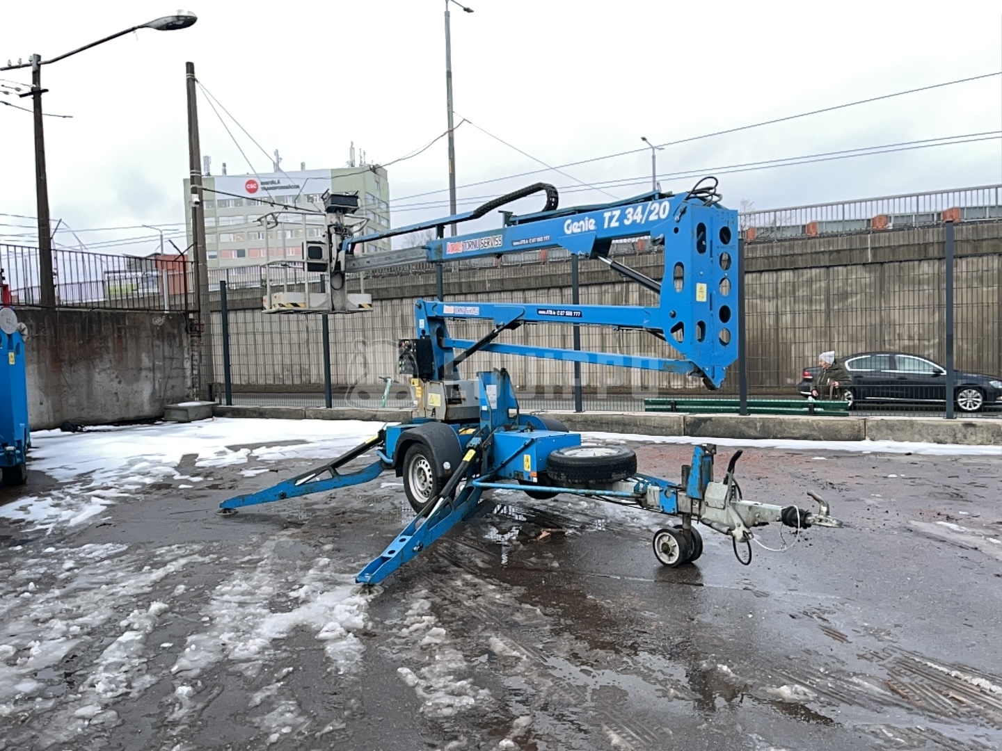 Genie TZ34 (12m) - - Gebrauchte Trailer-Mounted Boom Lift