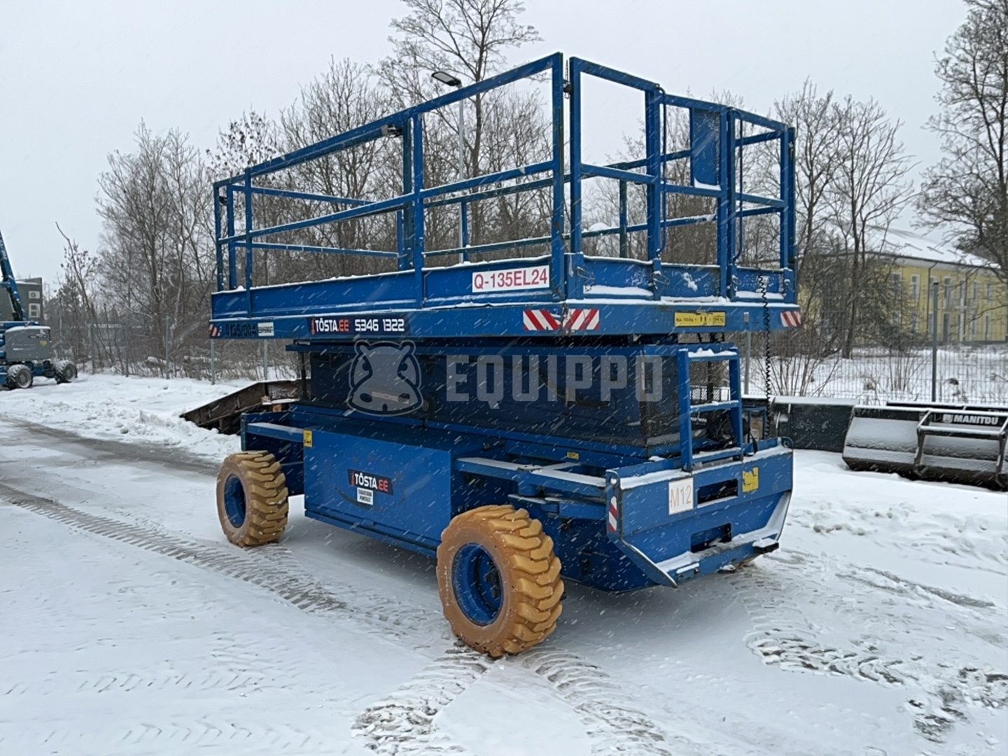 Holland-Lift Q 135 El 24 (15m) - - Used Scissor Lift