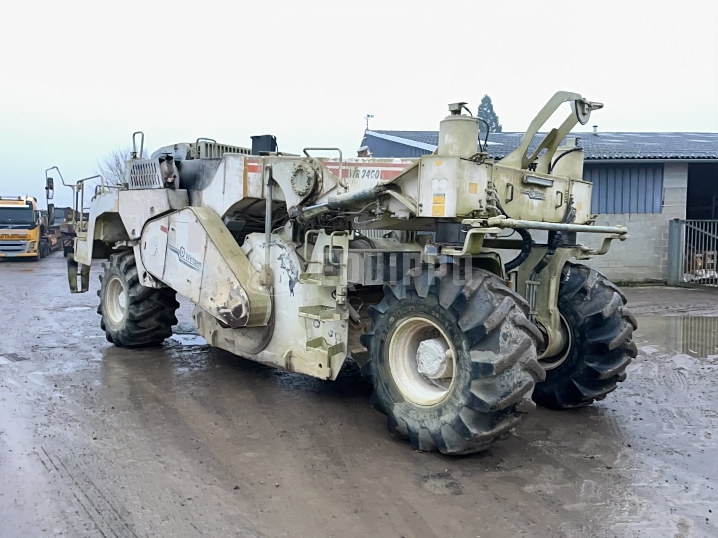 Wirtgen Wr 2400 - - Używany Stabilizator gruntu
